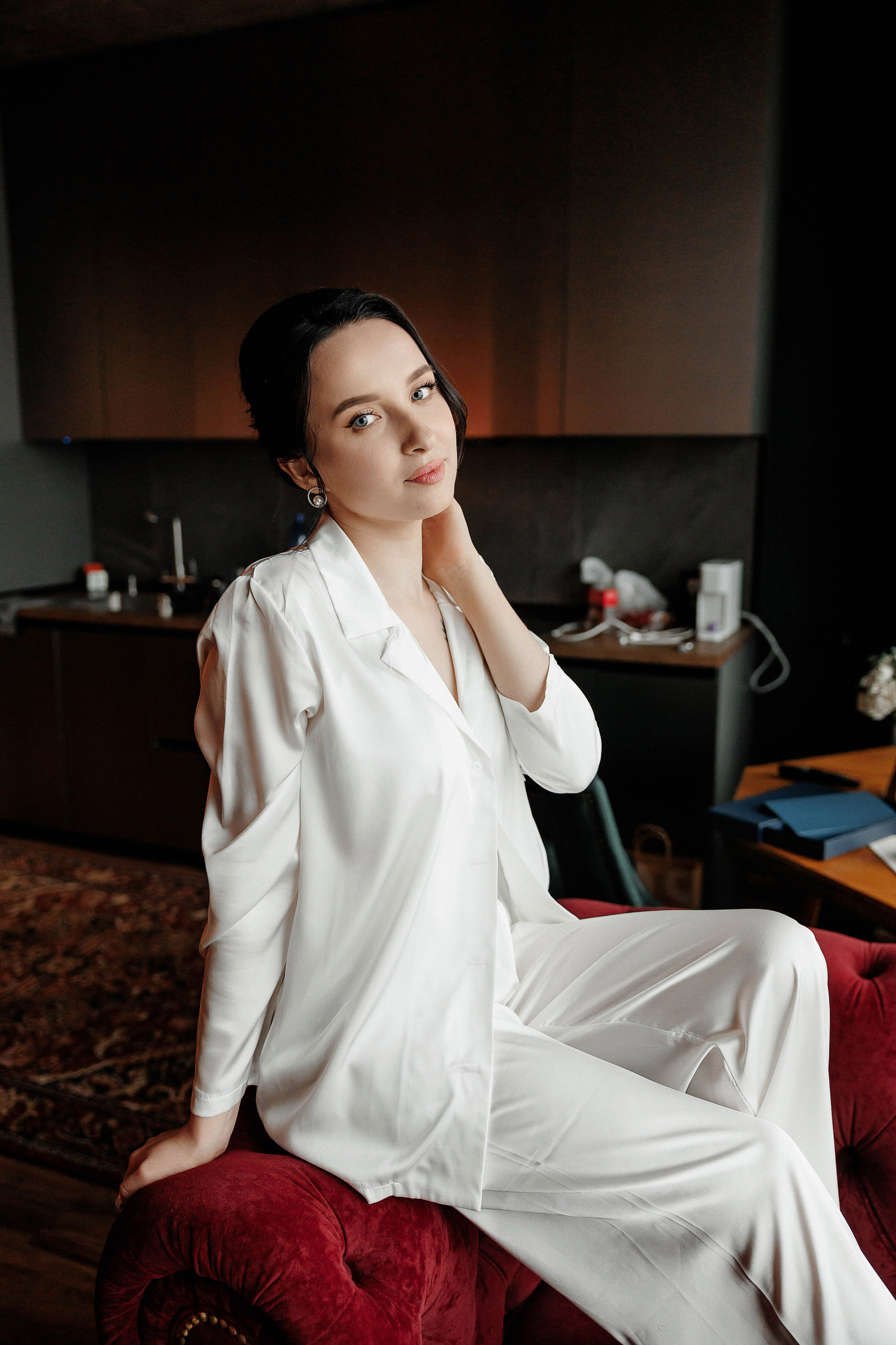 строгая невеста на сборах во время сборов в Воронеже