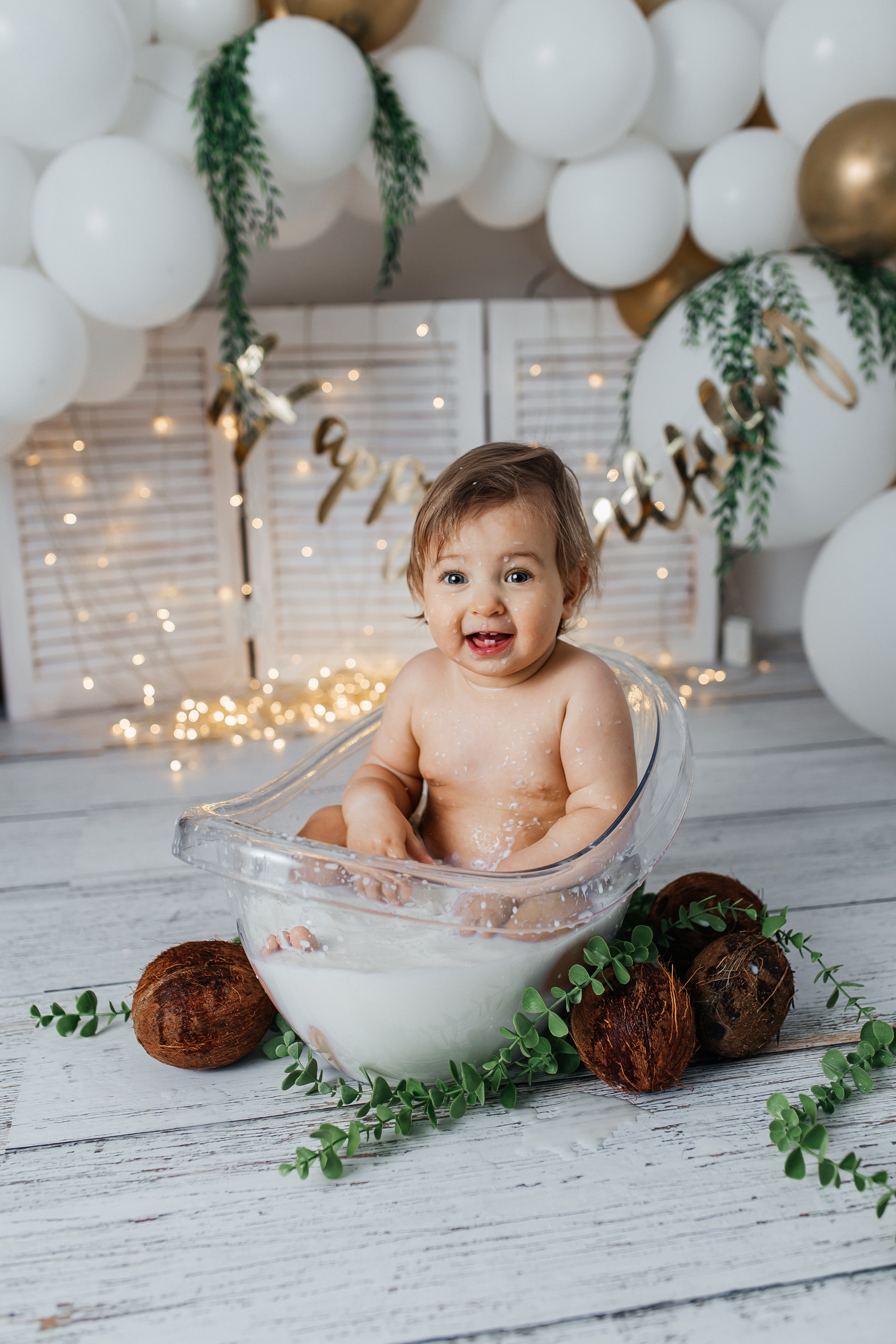 Молочная ванна. Фотограф новорождённых Екатерина Боброва. Ульяновск