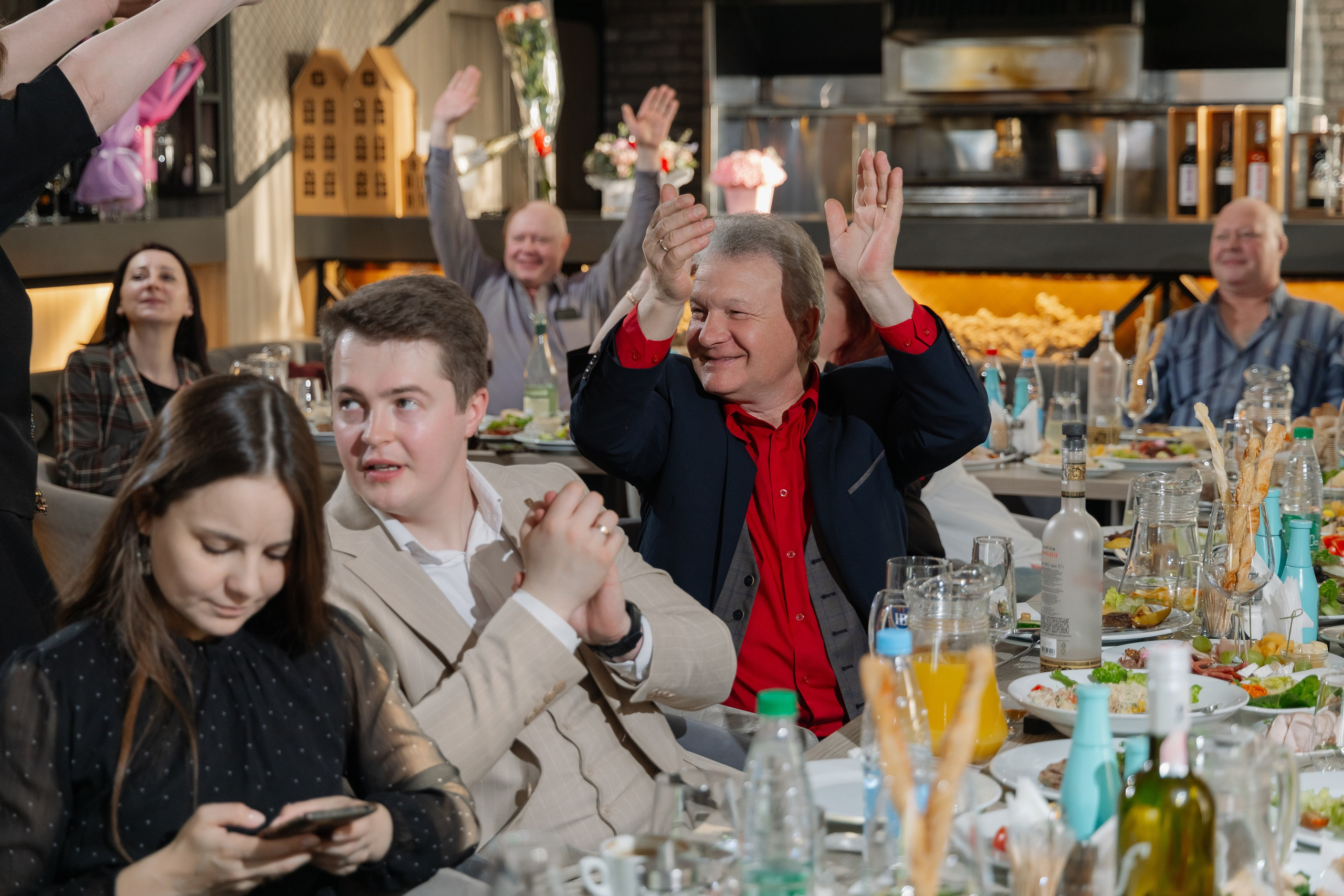 Фотосъемка юбилея в кафе BALDENINI в Минске. Свадебный фотограф в Минске/Беларуси Сергей Спиридонов