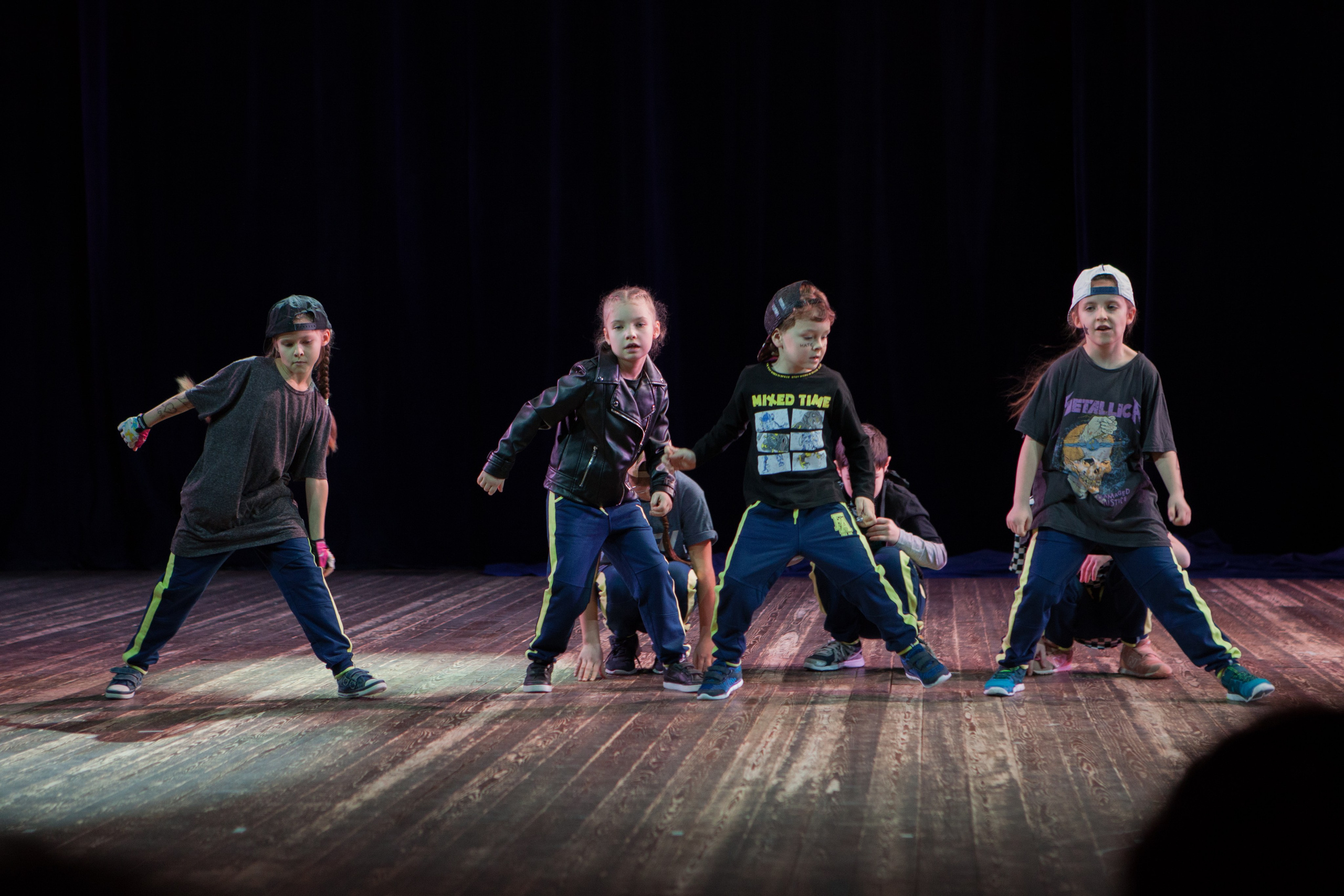 Танцы. Фотография, ретушь, сканирование, восстановление старых фото, интерьерная съёмка, студия. Данилов Александр, Москва