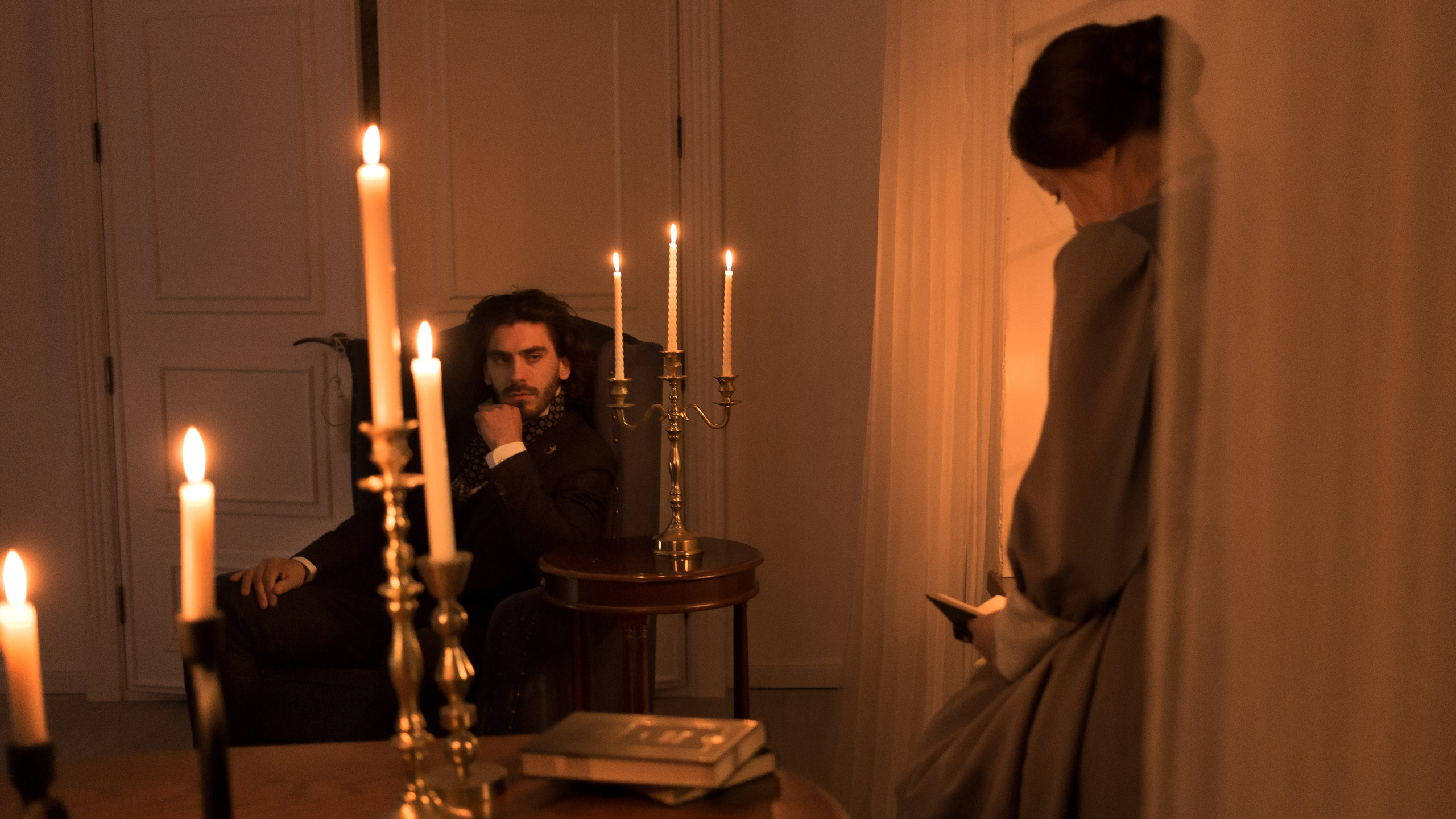 Страницы и свечи. Свадебный и портретный фотограф в Красноярске Алина Семенихина