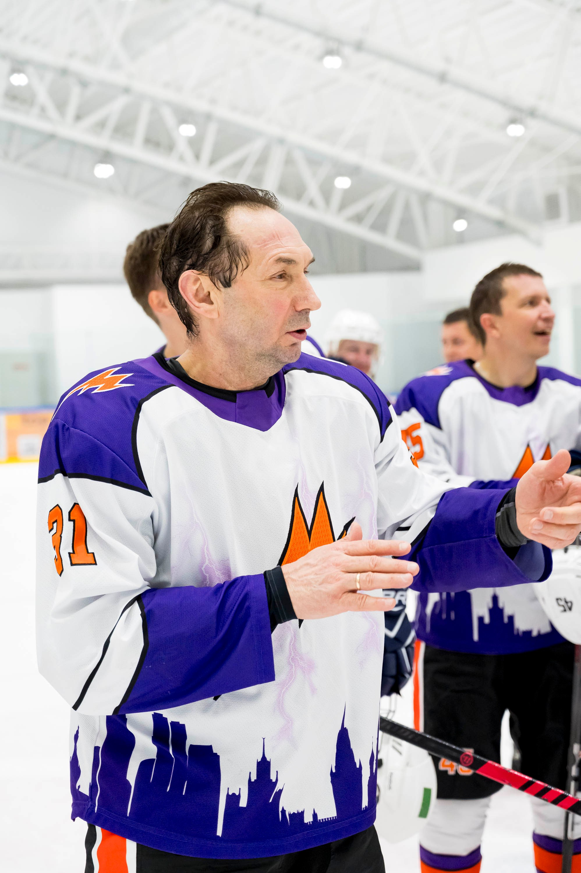 Хоккейный матч корпоративной команды Зарубежнефть. Репортажный фотограф и видеограф Слава Думчев. Тимбилдинги, отчетники, корпоративы