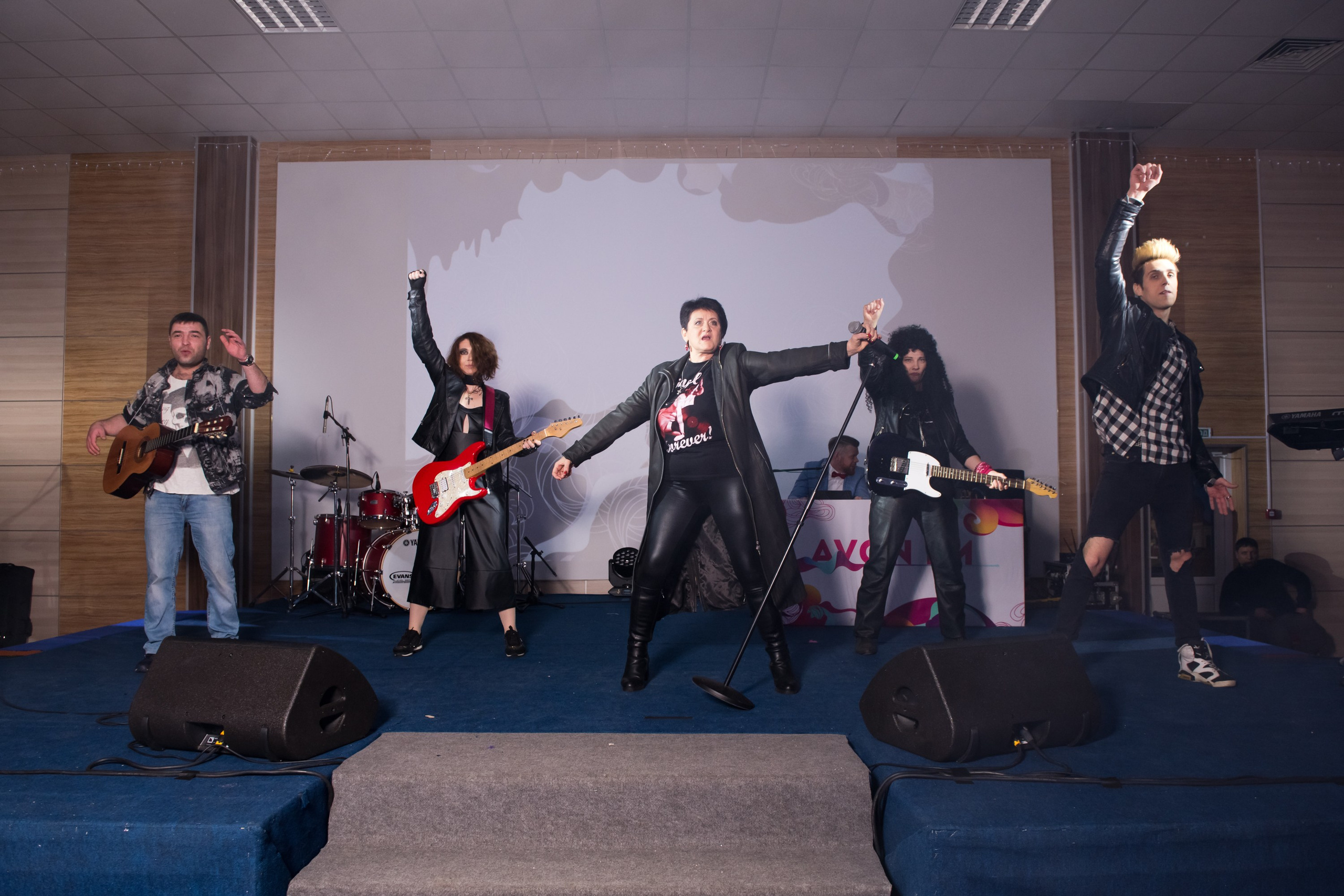 Корпоратив AVON. Репортажный фотограф и видеограф Слава Думчев. Тимбилдинги, отчетники, корпоративы