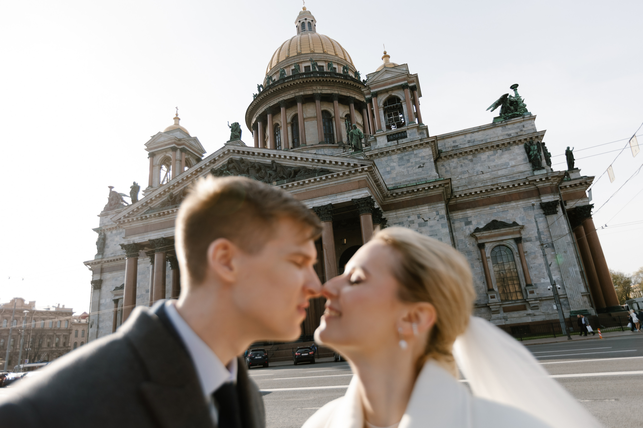 «Прохладно у вас в мае». Майя Алиева Свадебный фотограф в Санкт-Петербурге