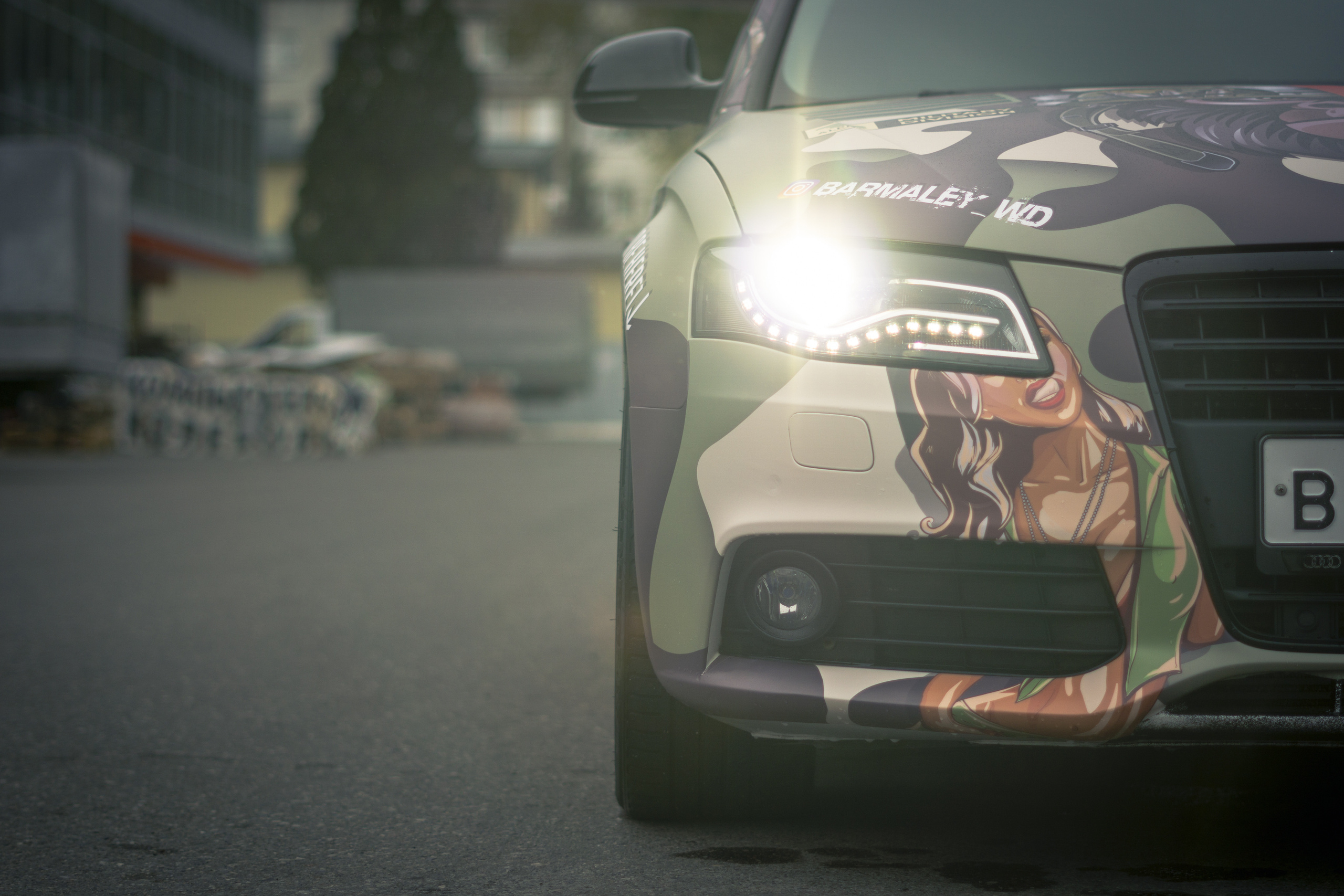 Винилография на Audi A4. Студия дизайна и оклейки авто Barmaley Design