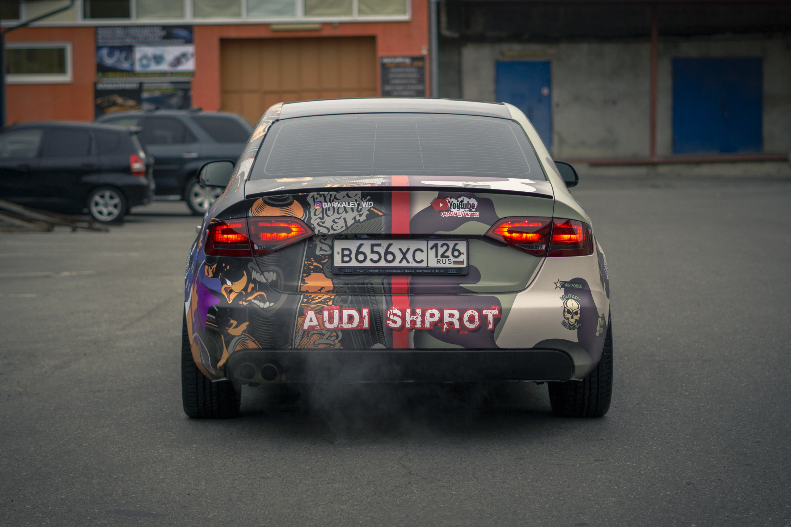 Винилография на Audi A4. Студия дизайна и оклейки авто Barmaley Design