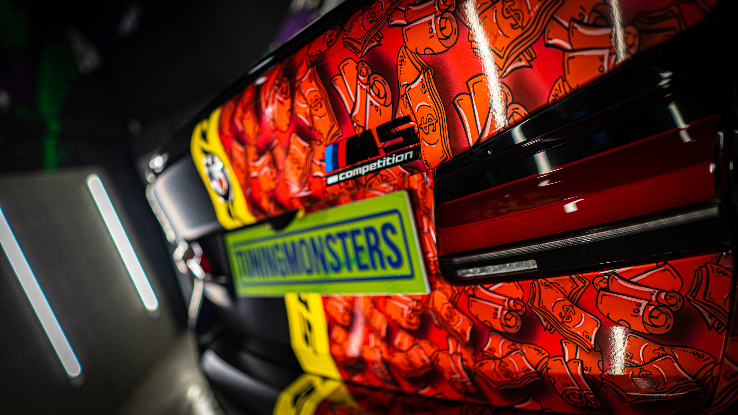 Винилография на BMW M5. Студия дизайна и оклейки авто Barmaley Design