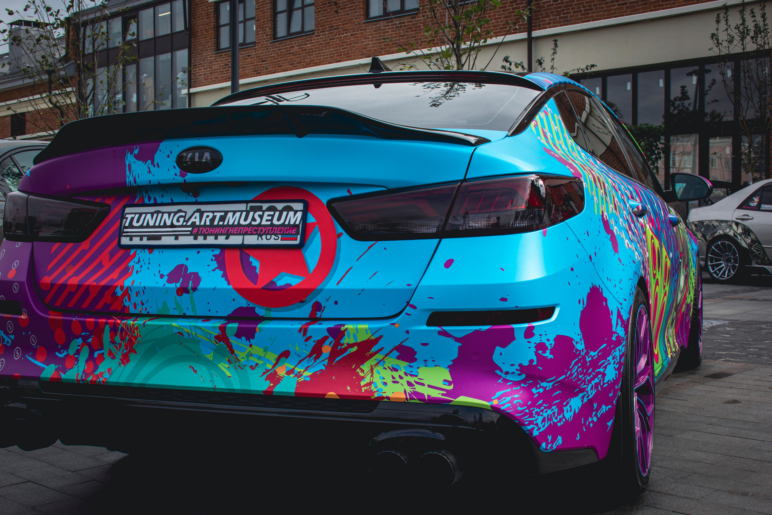 Винилография на KIA Optima. Студия дизайна и оклейки авто Barmaley Design