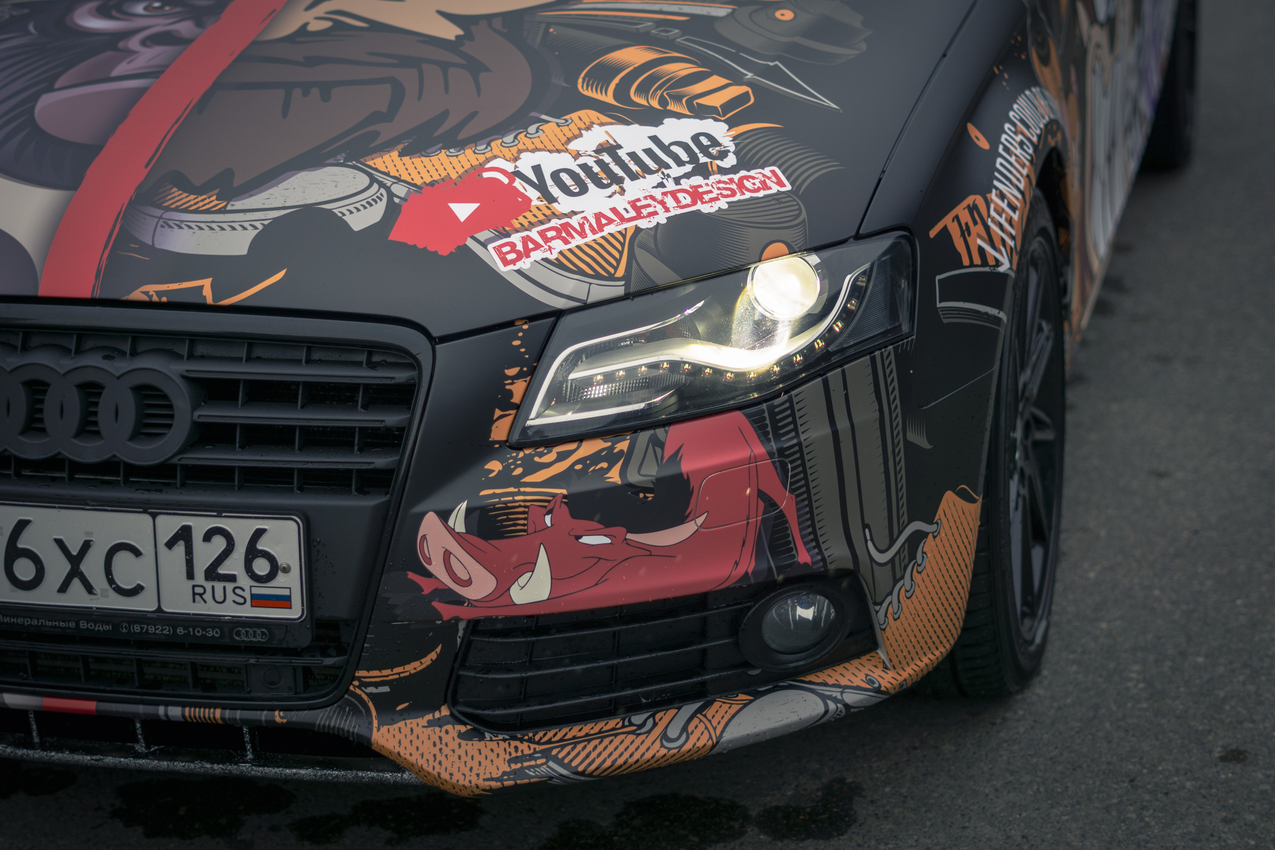 Винилография на Audi A4. Студия дизайна и оклейки авто Barmaley Design