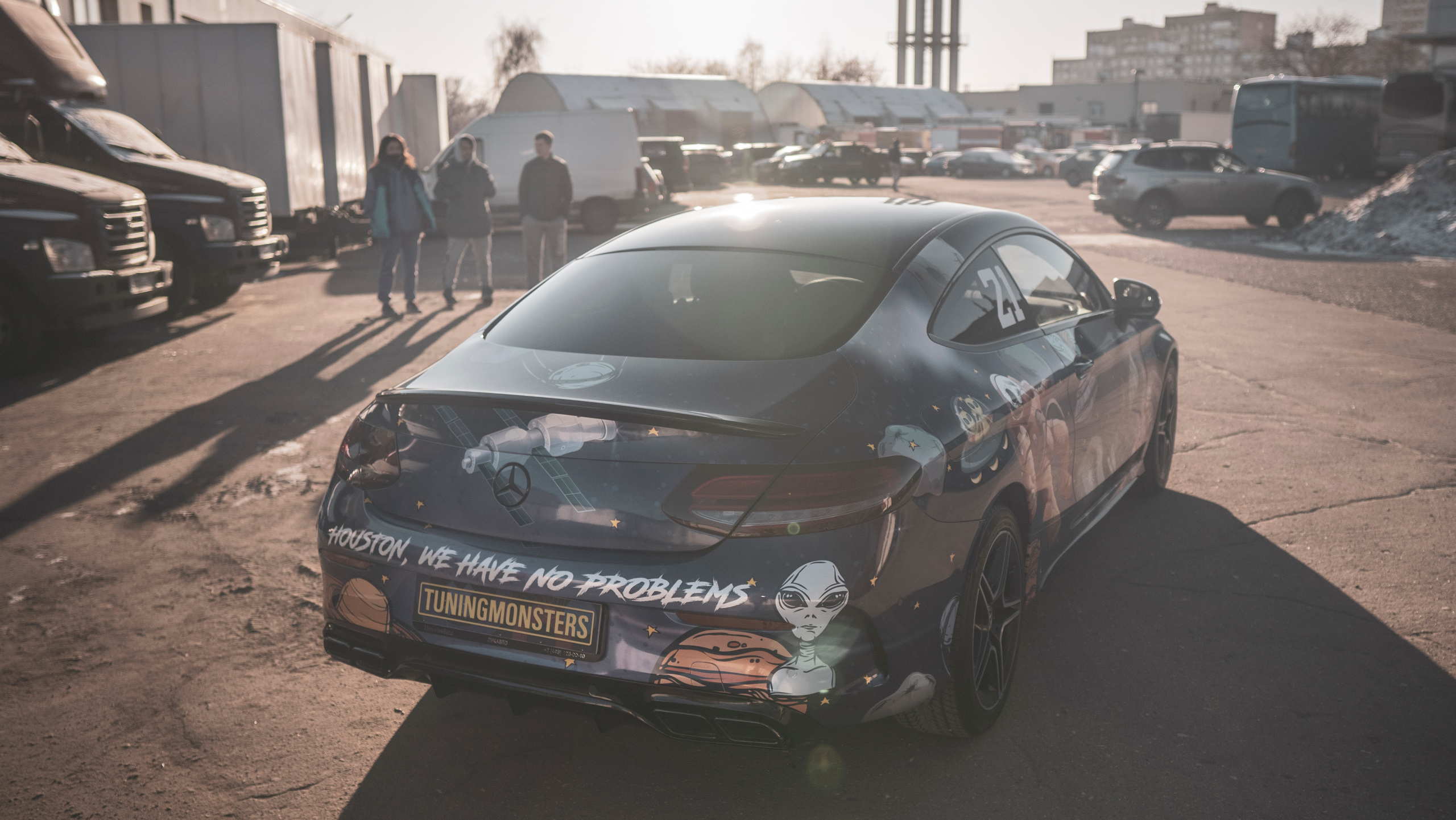 Винилография на Mercedes Benz E Coupe. Студия дизайна и оклейки авто Barmaley Design