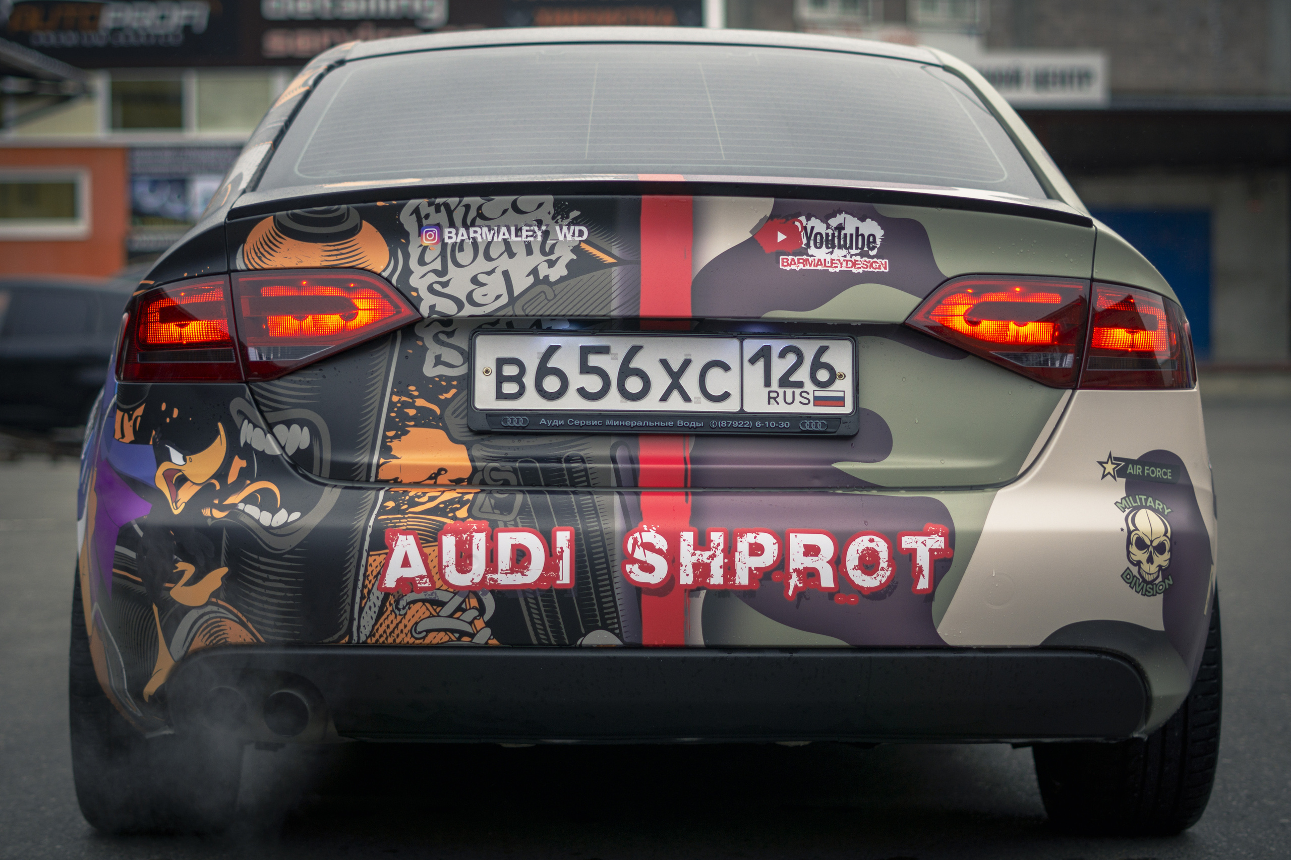 Винилография на Audi A4. Студия дизайна и оклейки авто Barmaley Design