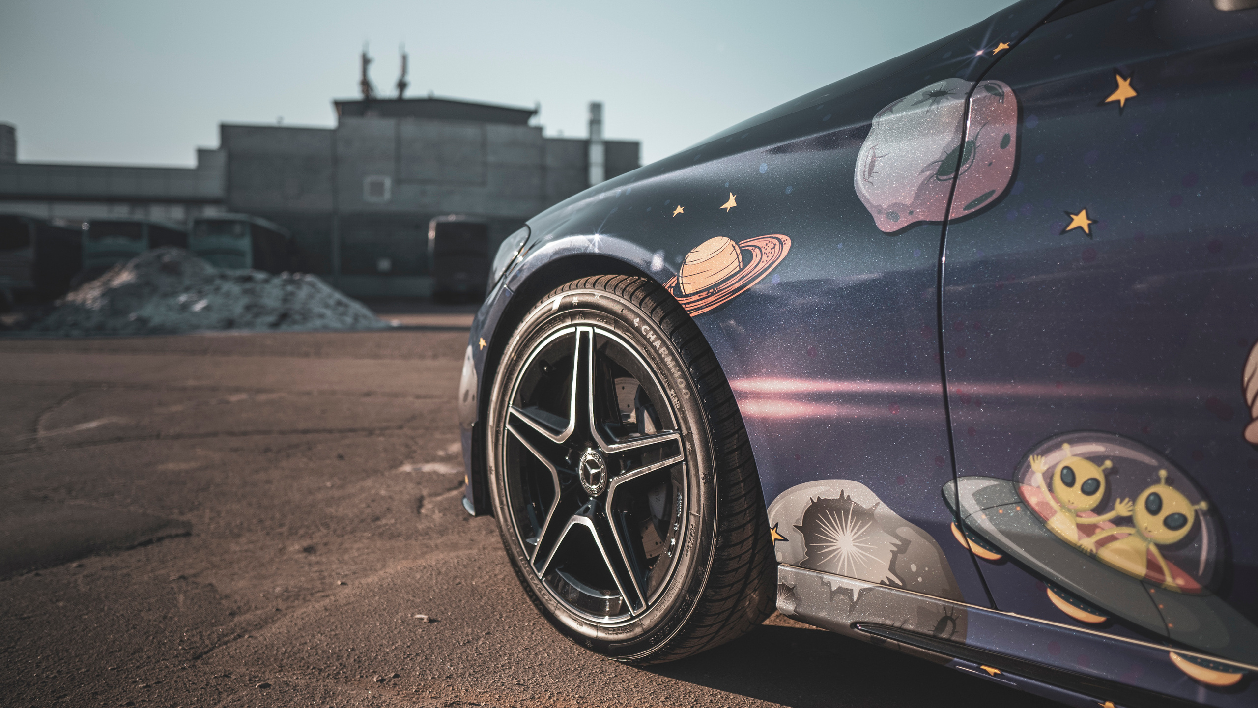 Винилография на Mercedes Benz E Coupe. Студия дизайна и оклейки авто Barmaley Design