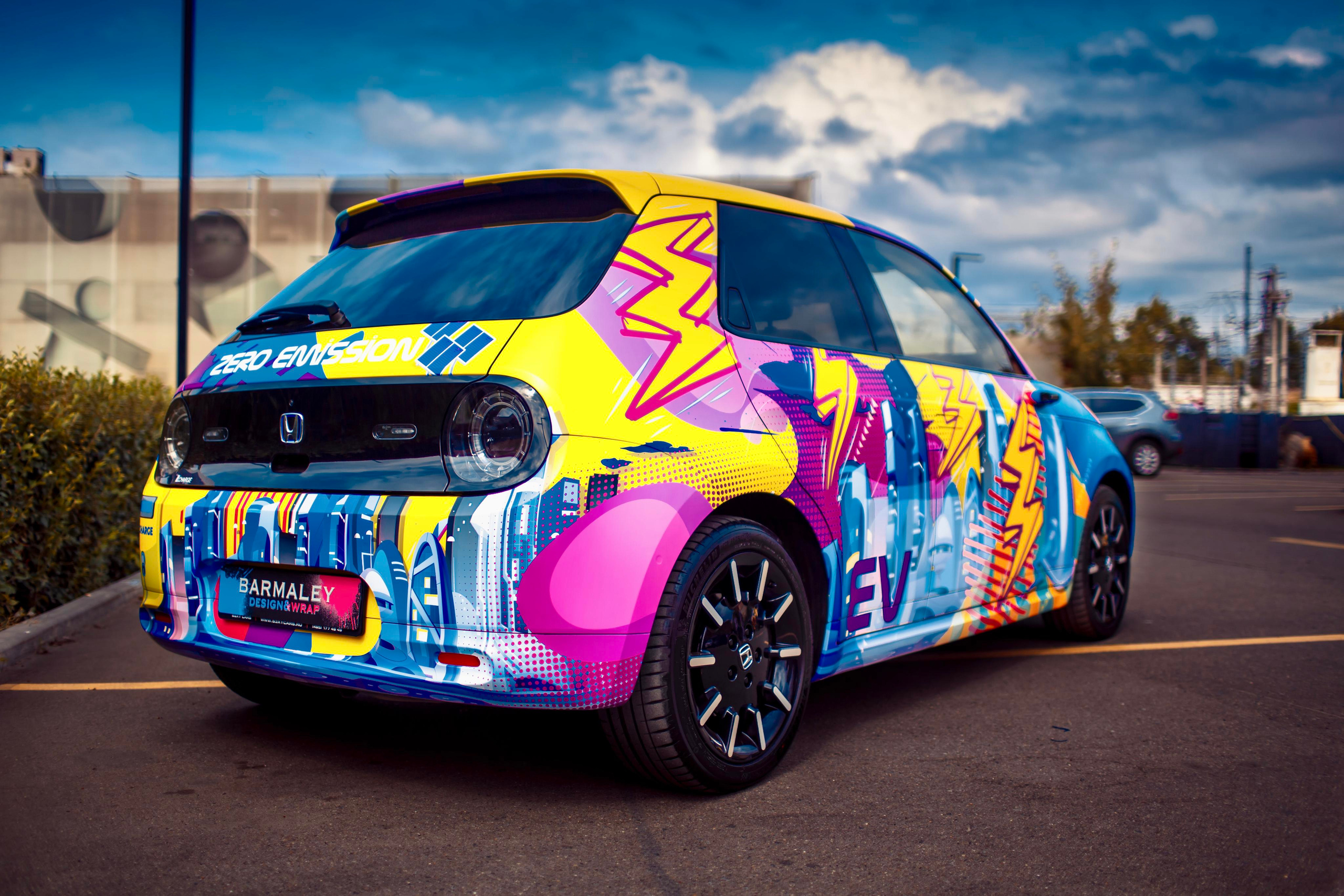 Винилография на Honda E. Студия дизайна и оклейки авто Barmaley Design