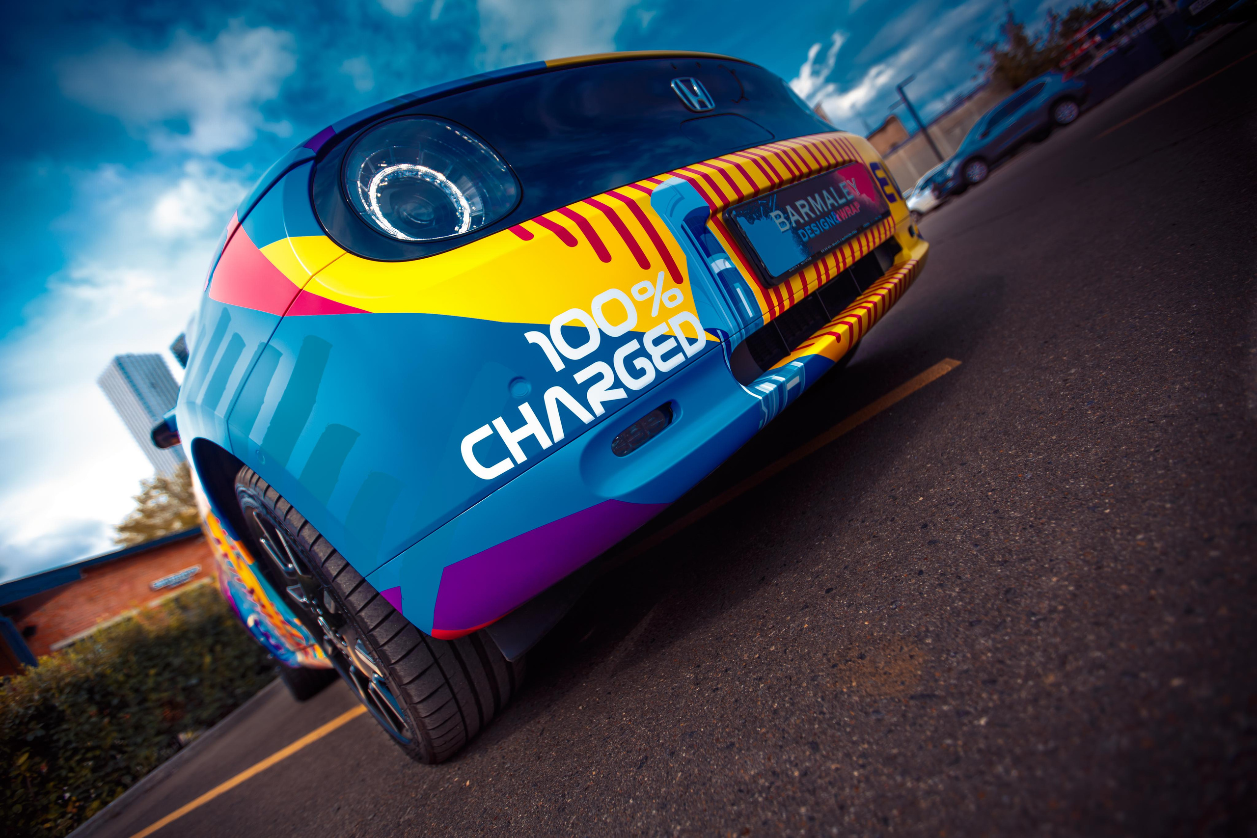 Винилография на Honda E. Студия дизайна и оклейки авто Barmaley Design