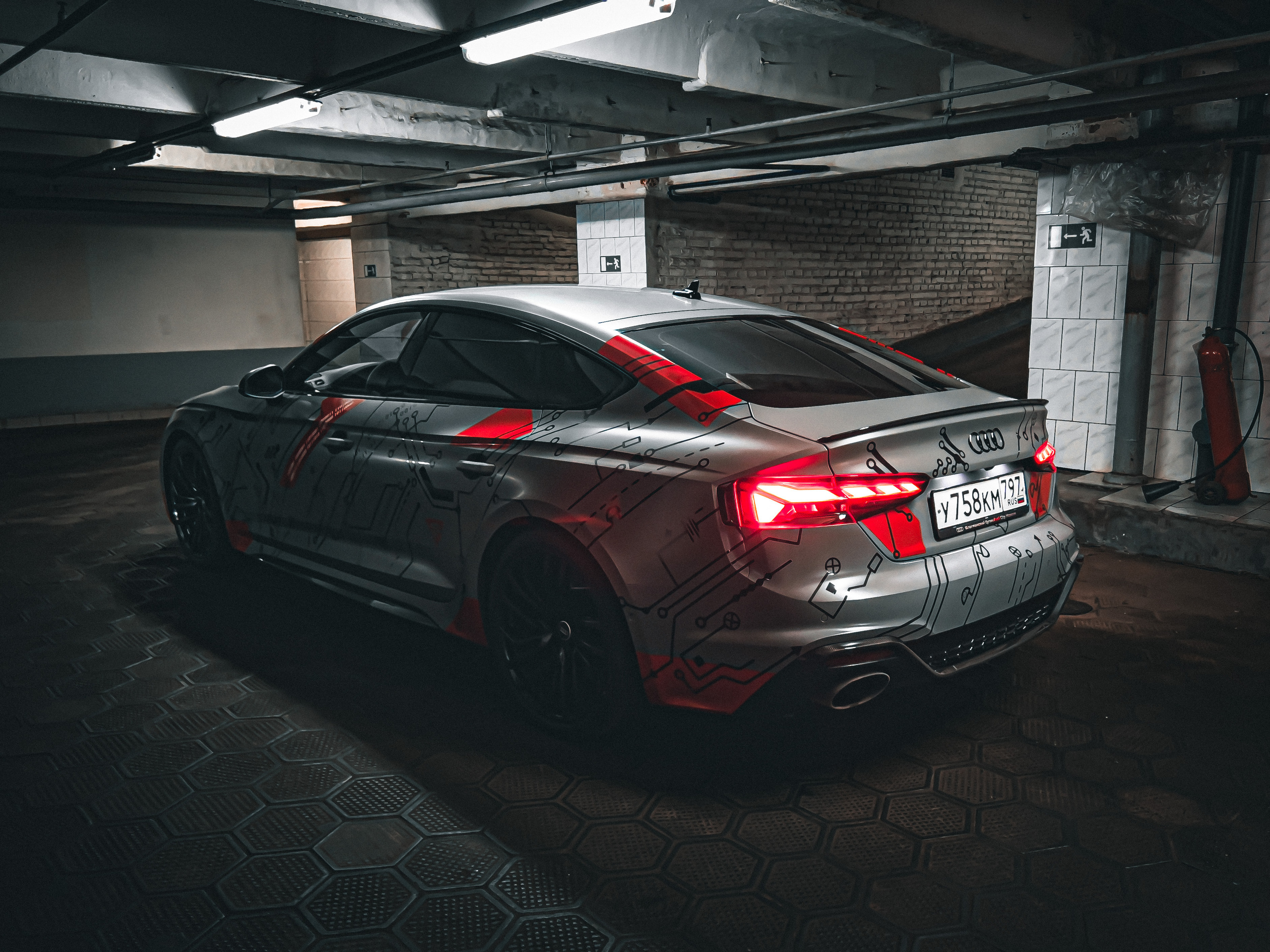 Винилография на Audi RS5. Студия дизайна и оклейки авто Barmaley Design