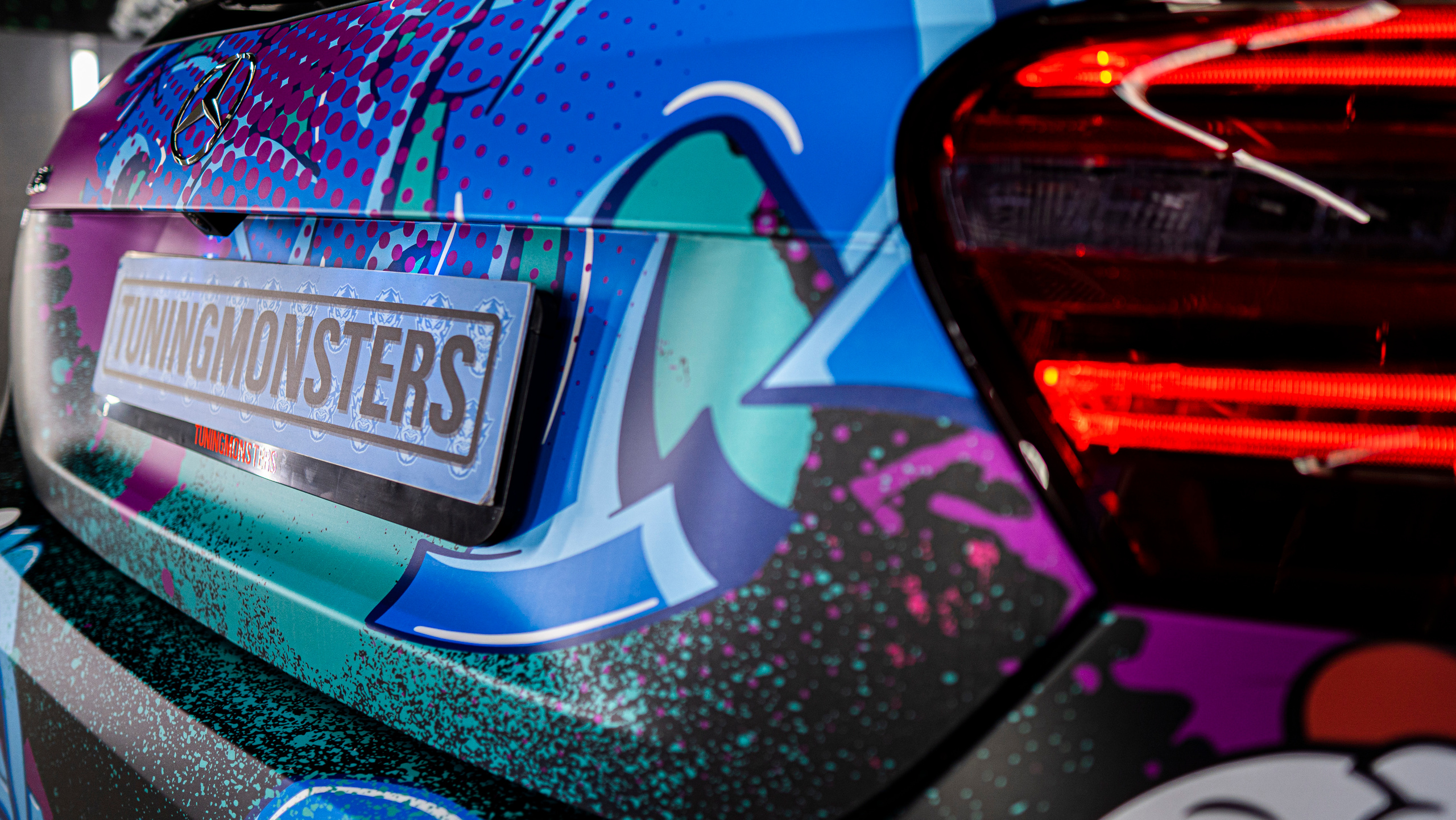 Винилография на Mercedes Benz A. Студия дизайна и оклейки авто Barmaley Design