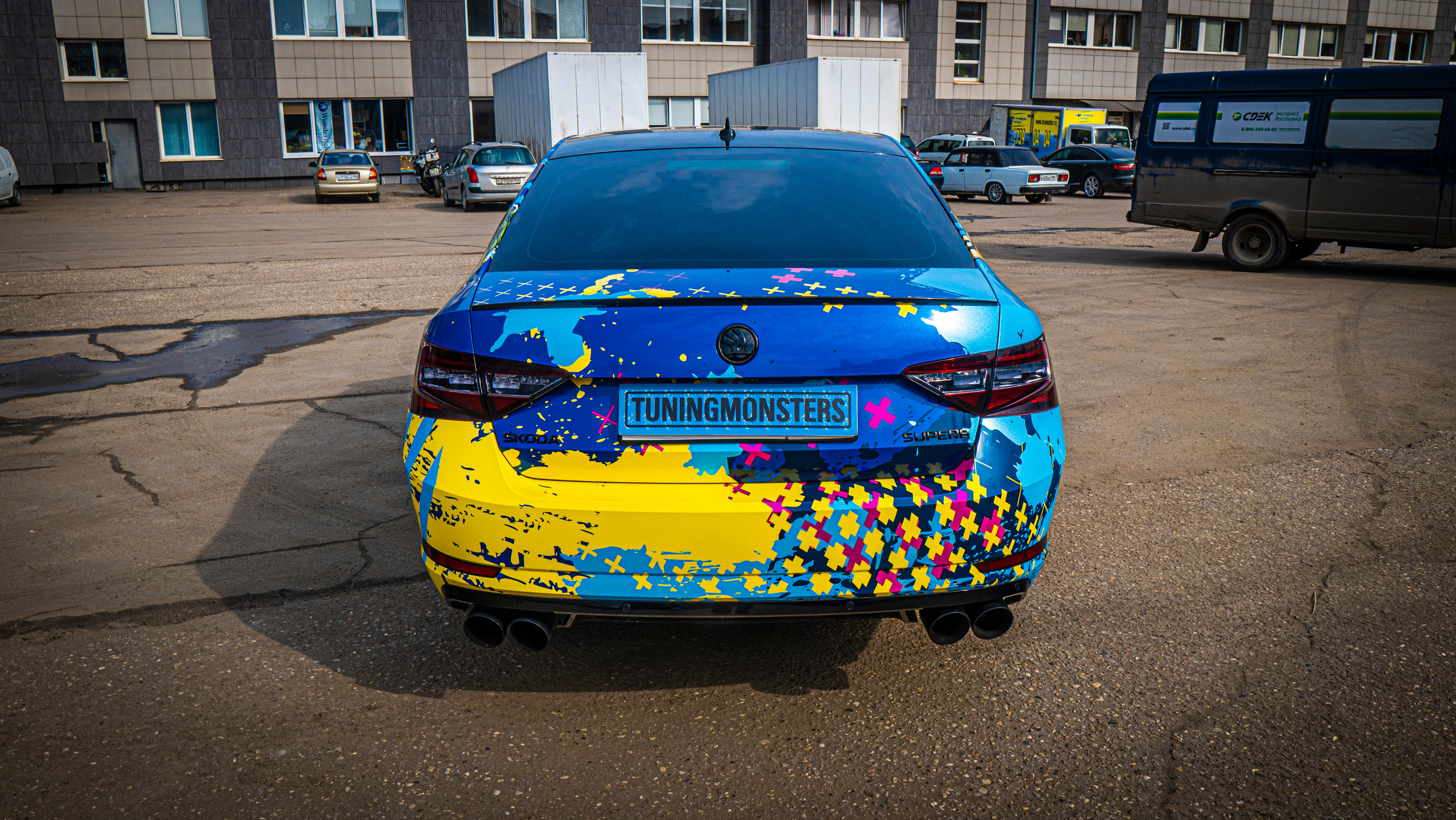 Винилография на Skoda Superb. Студия дизайна и оклейки авто Barmaley Design