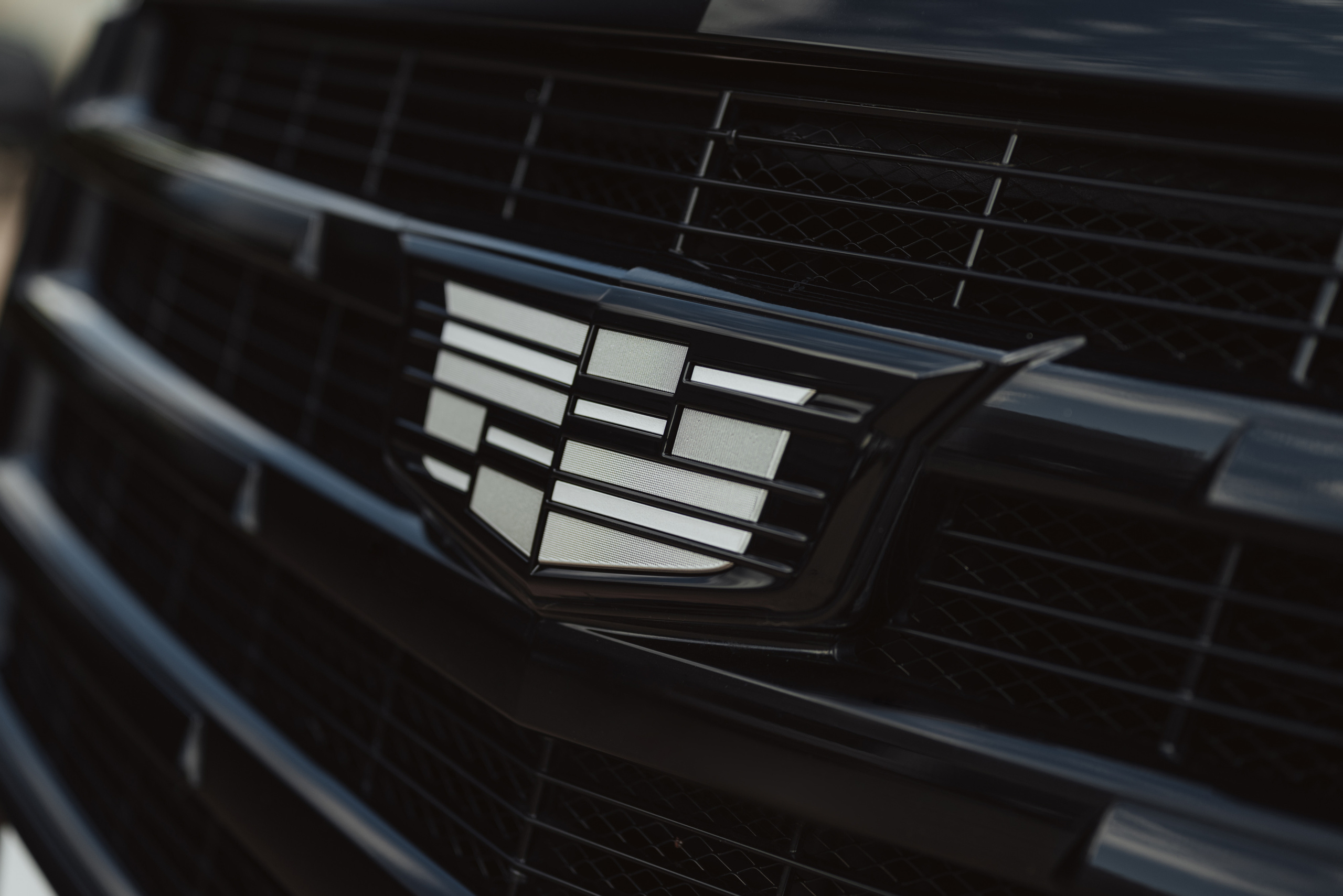 Винилография на Cadillac Escalade. Студия дизайна и оклейки авто Barmaley Design