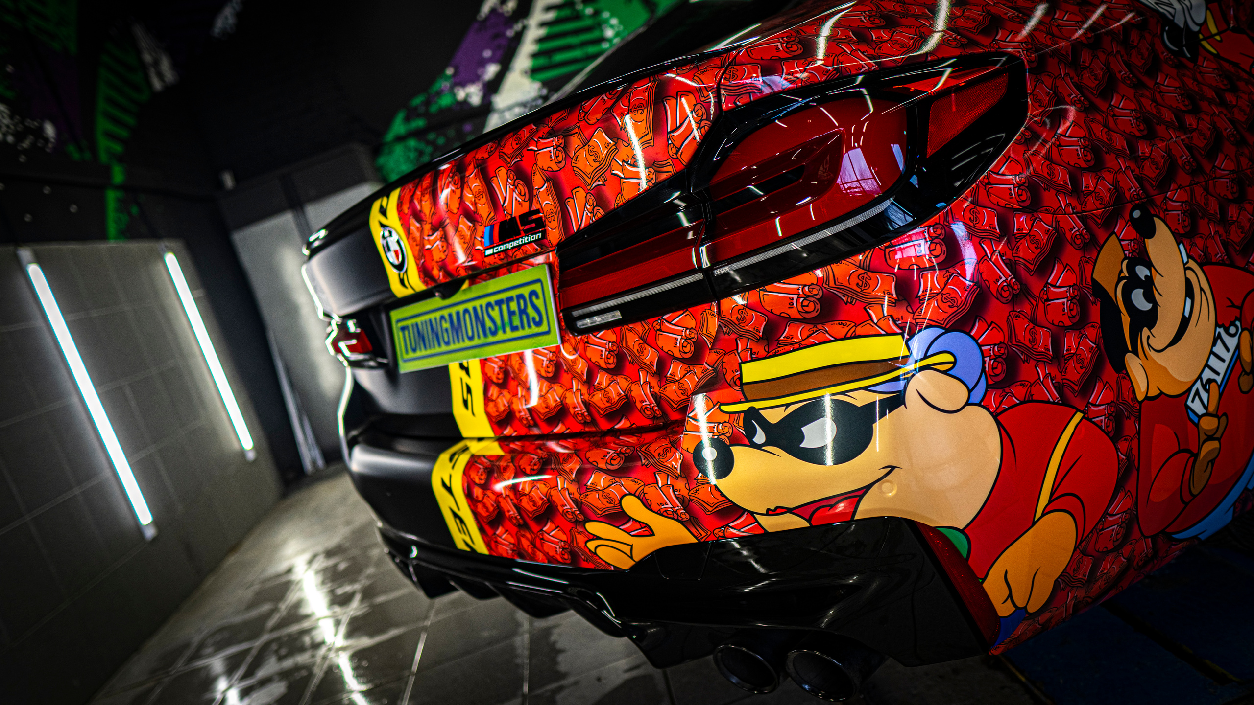 Винилография на BMW M5. Студия дизайна и оклейки авто Barmaley Design