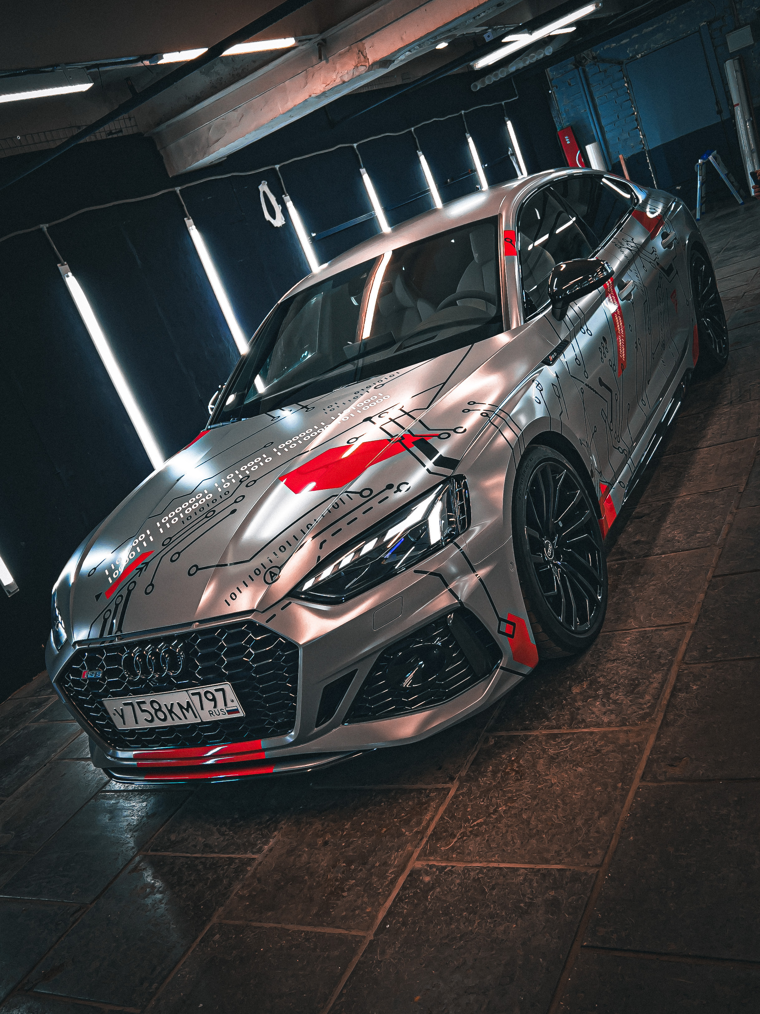 Винилография на Audi RS5. Студия дизайна и оклейки авто Barmaley Design