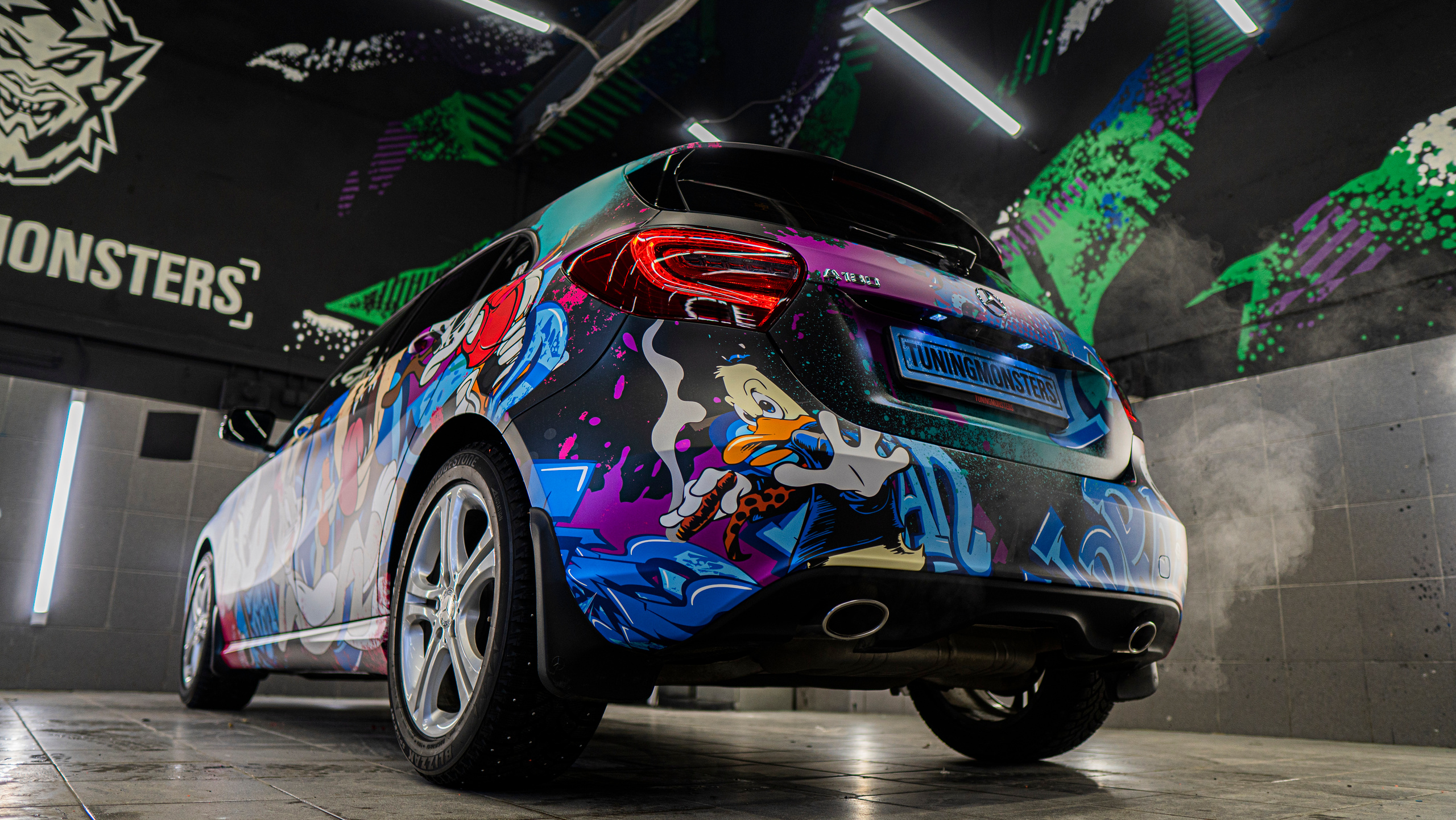 Винилография на Mercedes Benz A. Студия дизайна и оклейки авто Barmaley Design