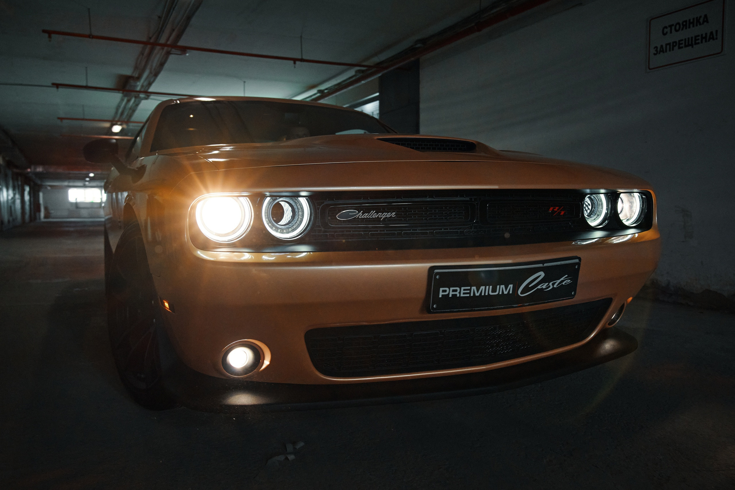 Винилография на Dodge Challenger. Студия дизайна и оклейки авто Barmaley Design
