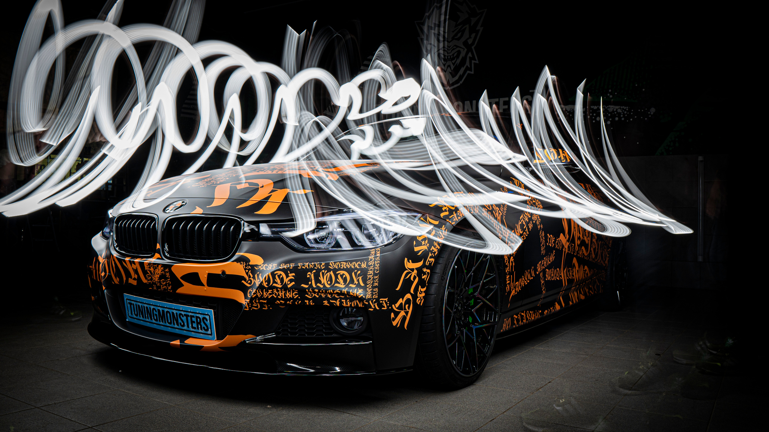 Винилография на BMW 3 F30. Студия дизайна и оклейки авто Barmaley Design