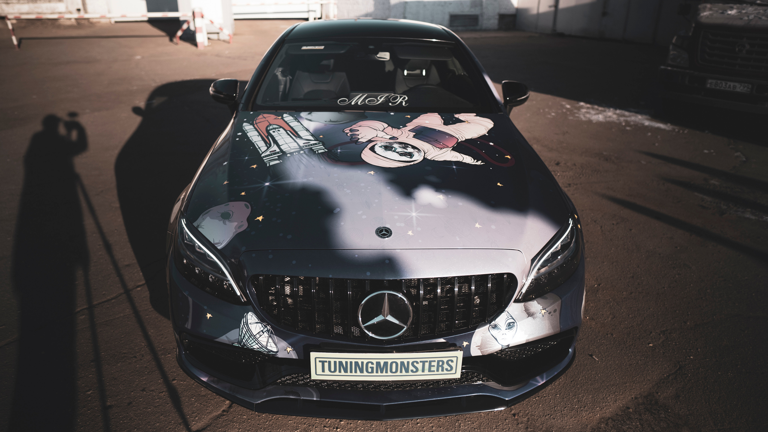 Винилография на Mercedes Benz E Coupe. Студия дизайна и оклейки авто Barmaley Design