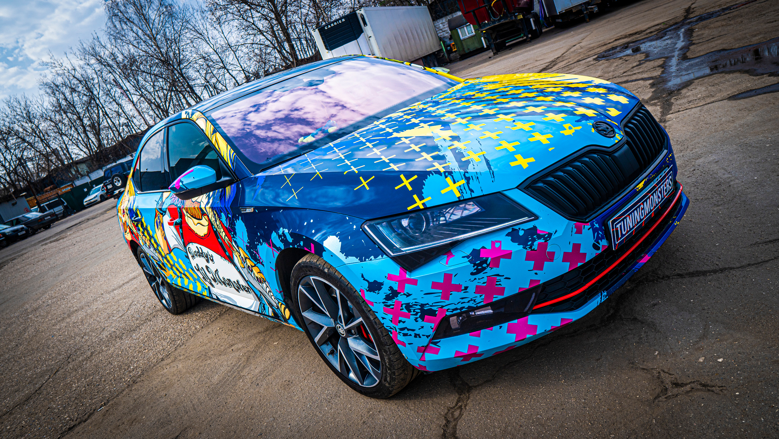 Винилография на Skoda Superb. Студия дизайна и оклейки авто Barmaley Design