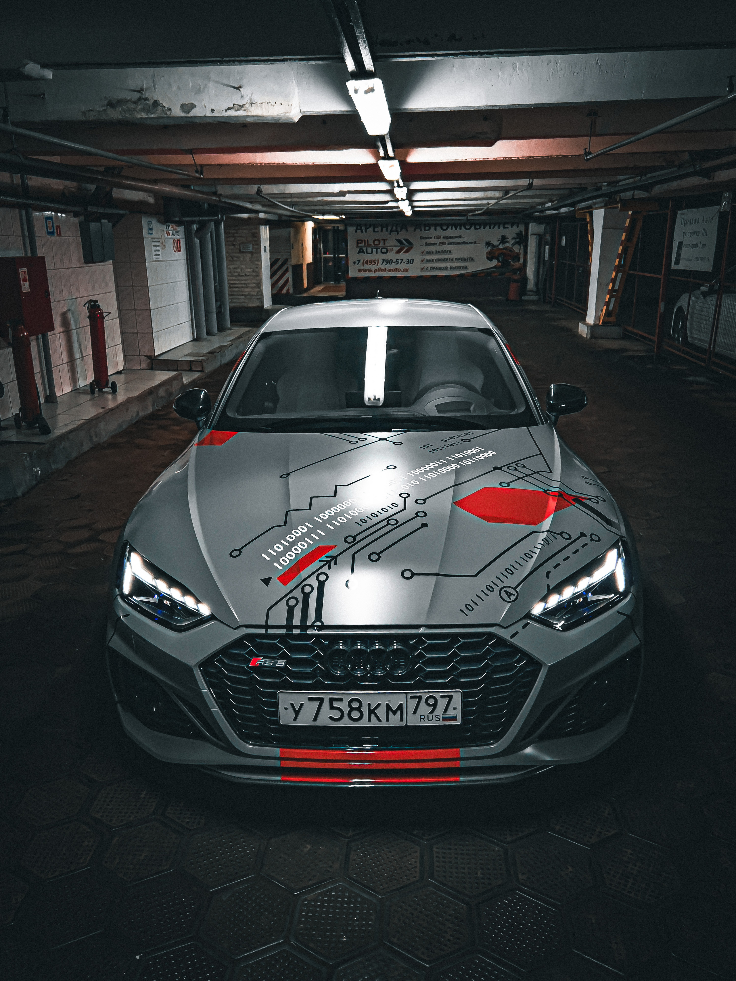 Винилография на Audi RS5. Студия дизайна и оклейки авто Barmaley Design
