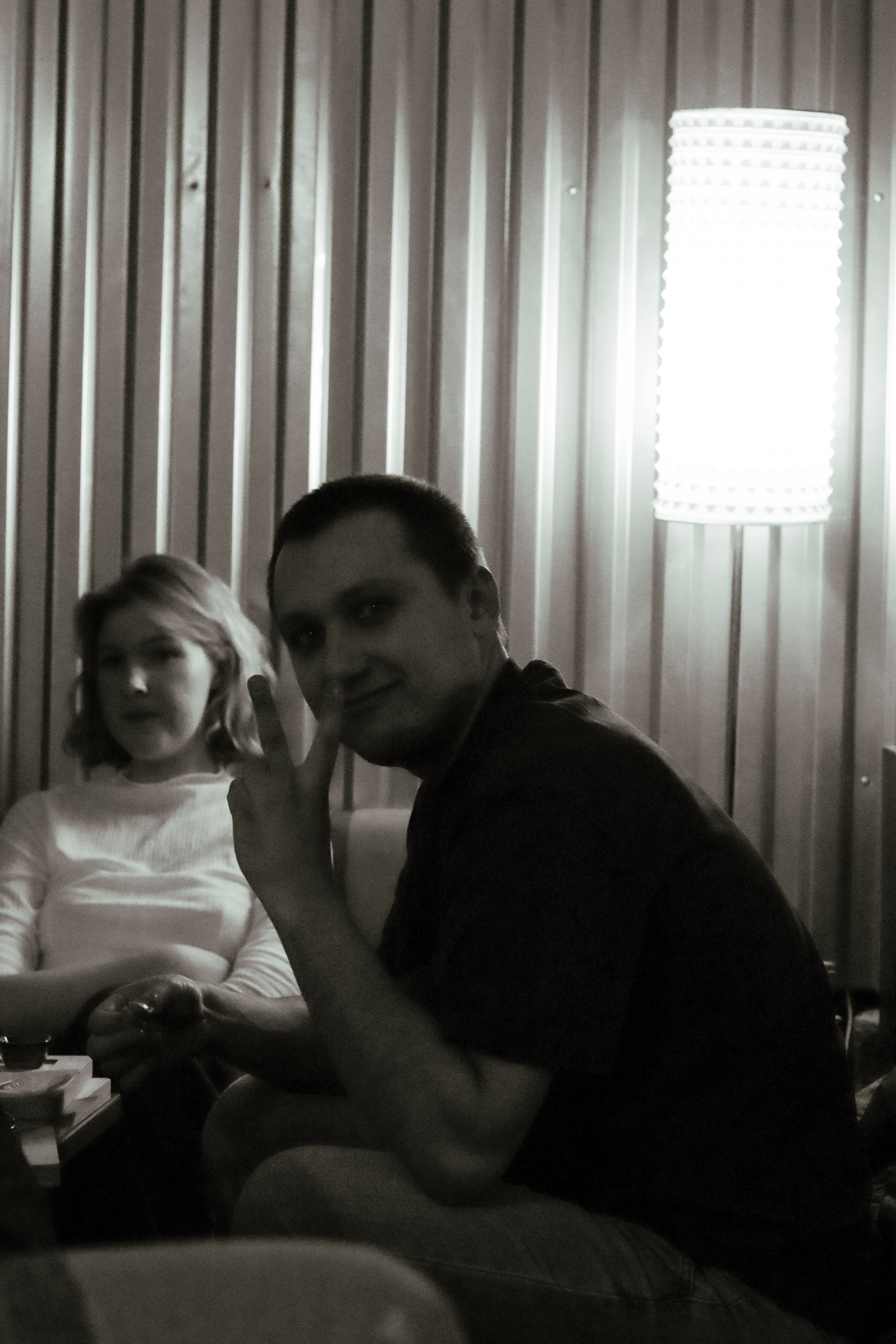 Турнир по настольному теннису бар Хорошо. Boringowl | Коммерческий фотограф в Иркутске Раиса Ботороева