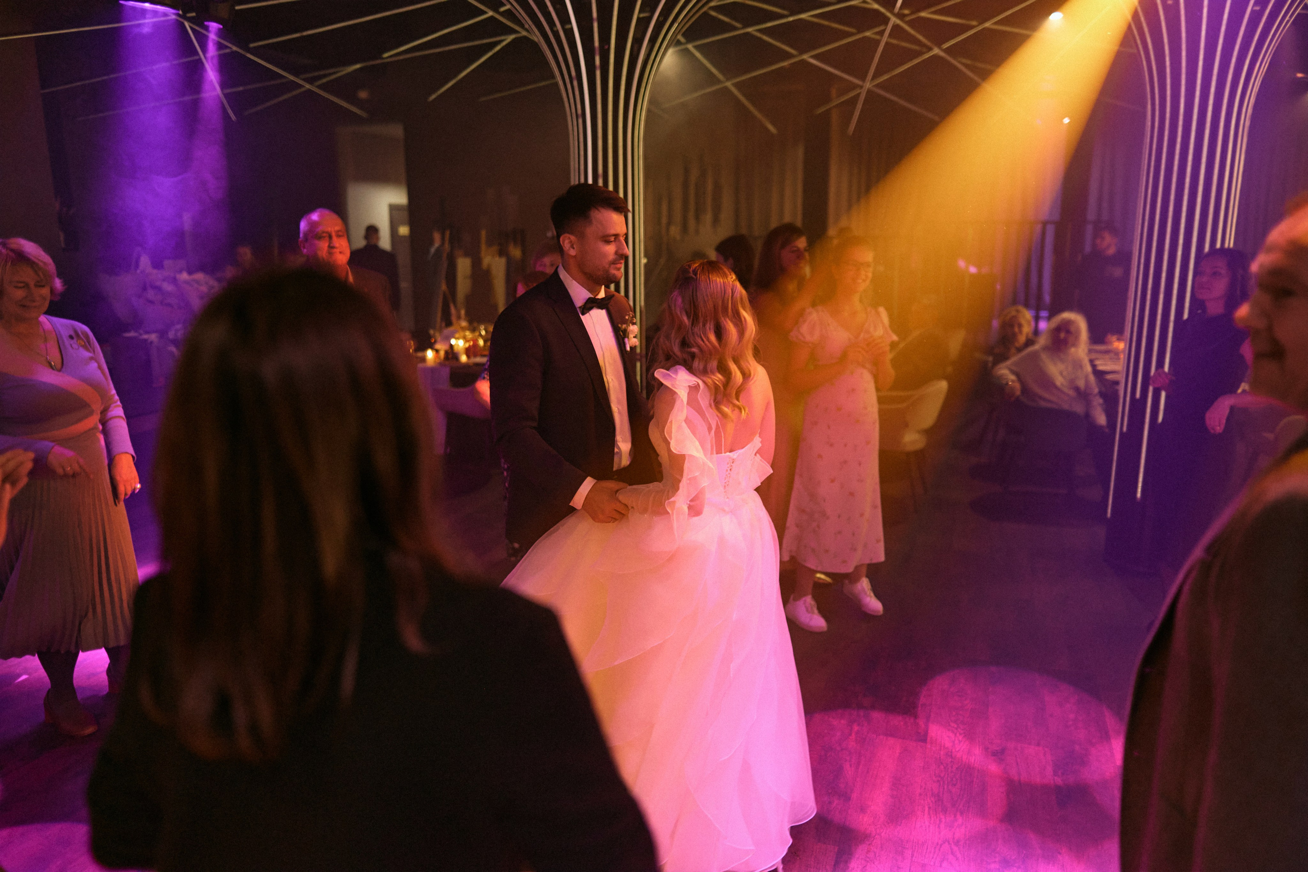 Владислав & Элина. Сестры Карабаза. Фотографы и ретушеры в Москве и Санкт-Петербурге