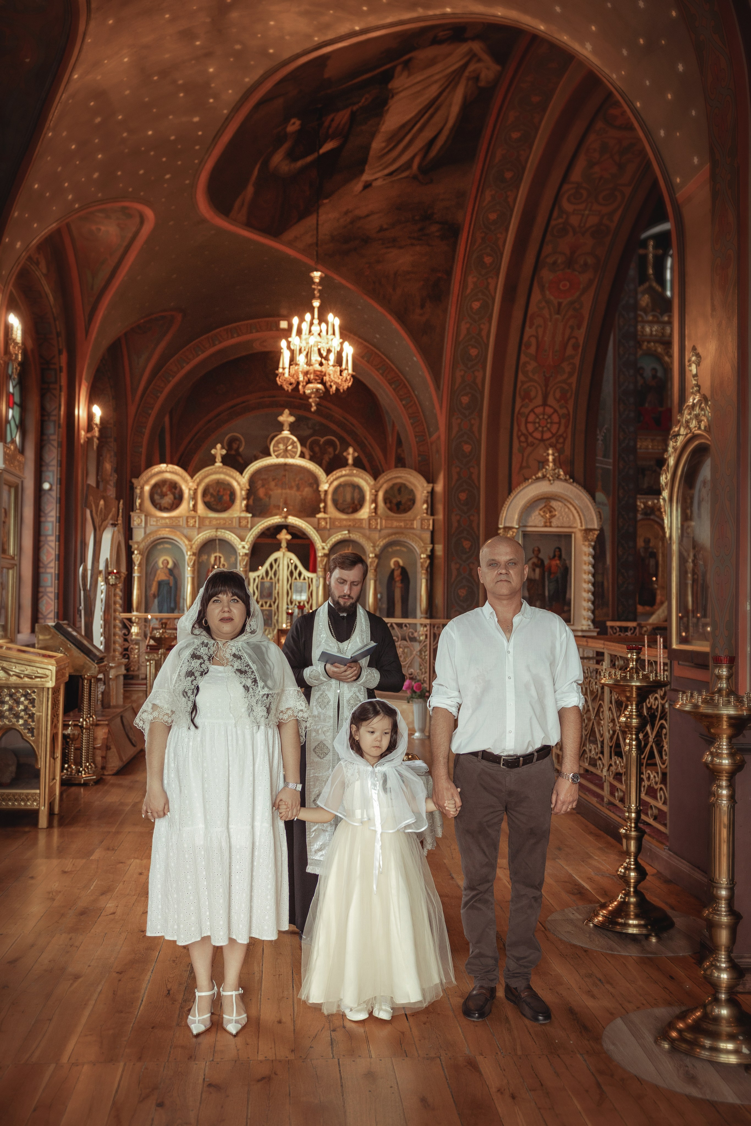 Таинство Крещения Елисаветы. Свято-Троицкиц собор, г. Краснодар. Фотограф на Крещение и Венчание Краснодарский край — Гранкина Юлия
