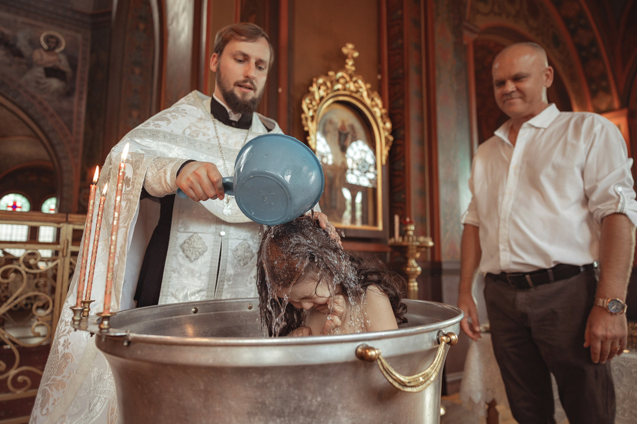 Таинство Крещения Елисаветы. Свято-Троицкиц собор, г. Краснодар. Фотограф на Крещение и Венчание Краснодарский край — Гранкина Юлия