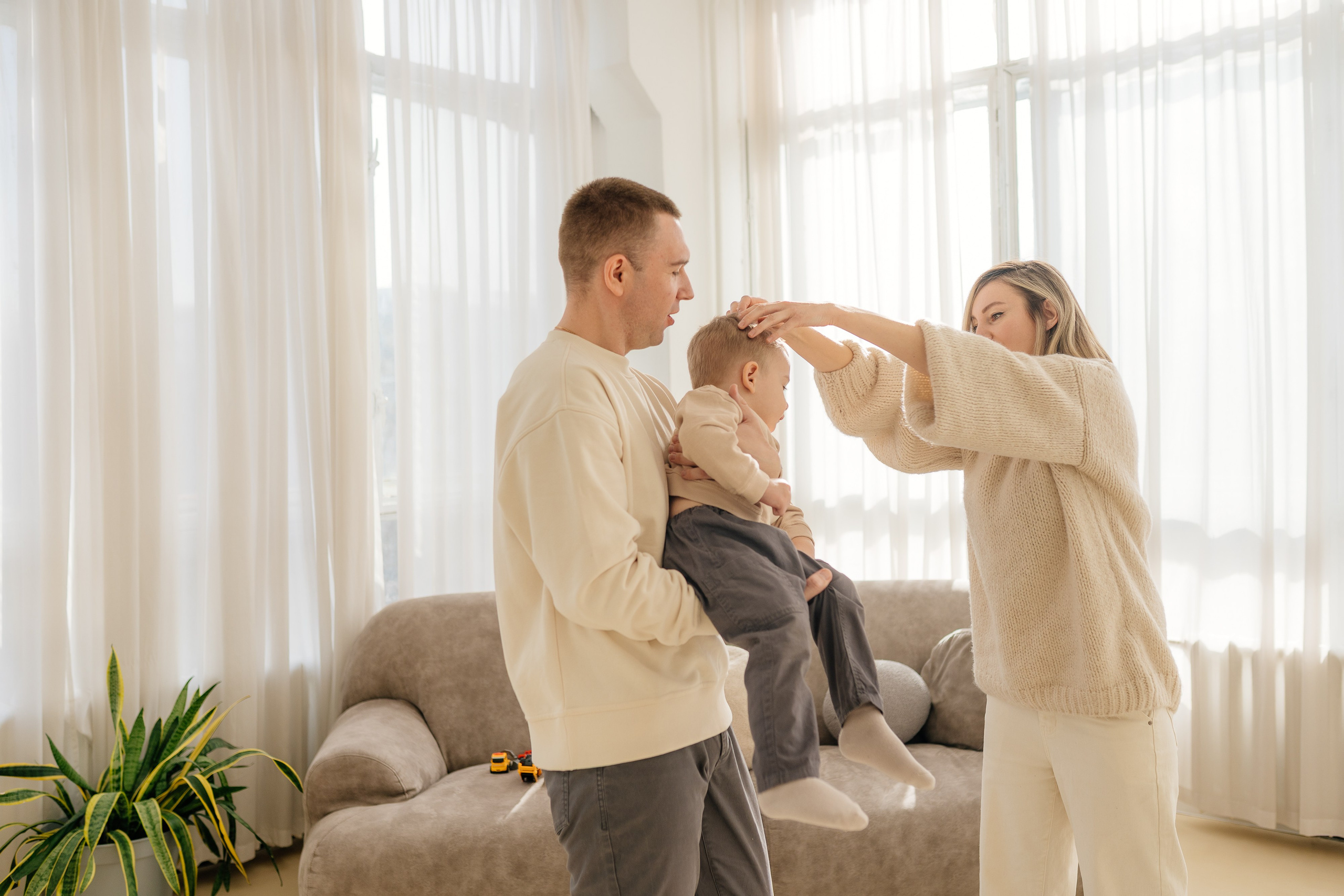 Ольга, Дмитрий и Ваня. Свадебный фотограф в Москве Анна Полушина
