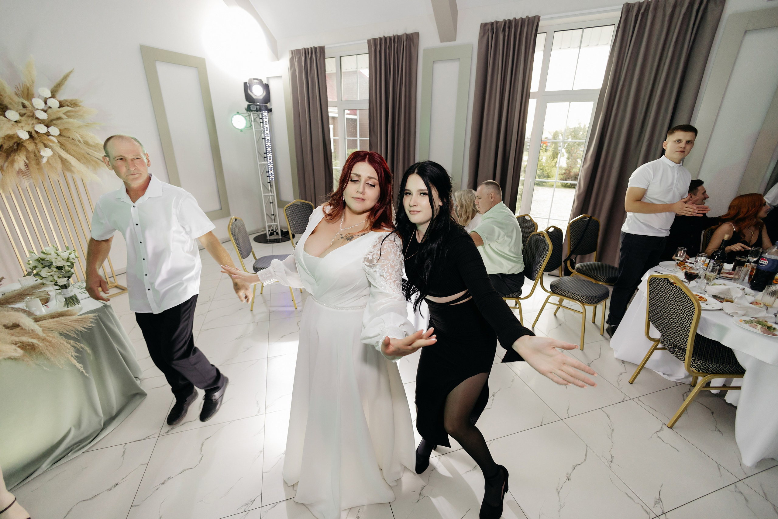 Дарья и Леонид. Свадебный фотограф в Пскове и Санкт-Петербурге | Анна Голикова