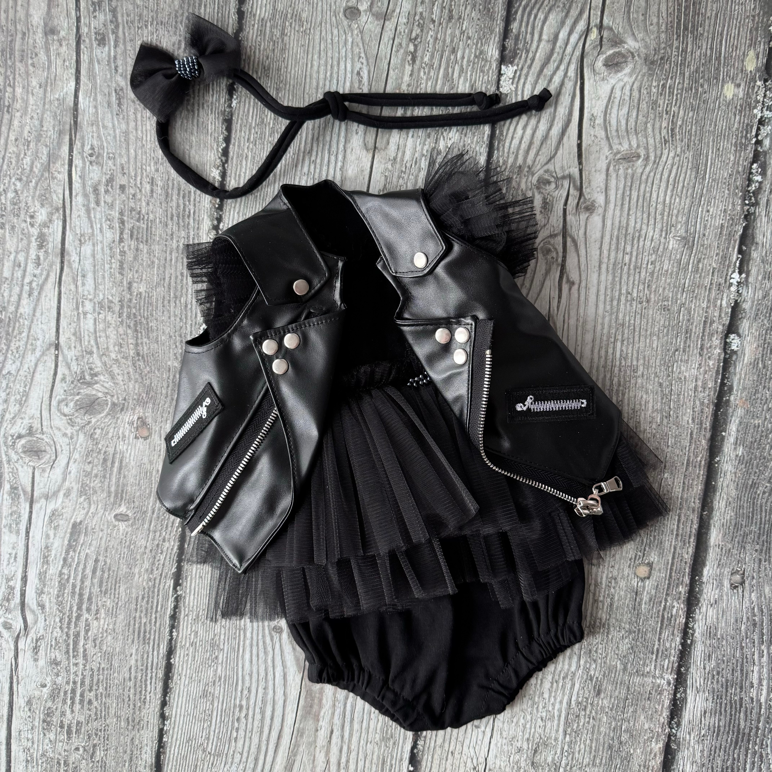 Костюмы и аксессуары для фотосессии новорожденных | Реквизит для съемки newborn в Москве. Фотосессия новорожденных в Москве и Московской области | Профессиональный фотограф newborn — Татьяна Иванова