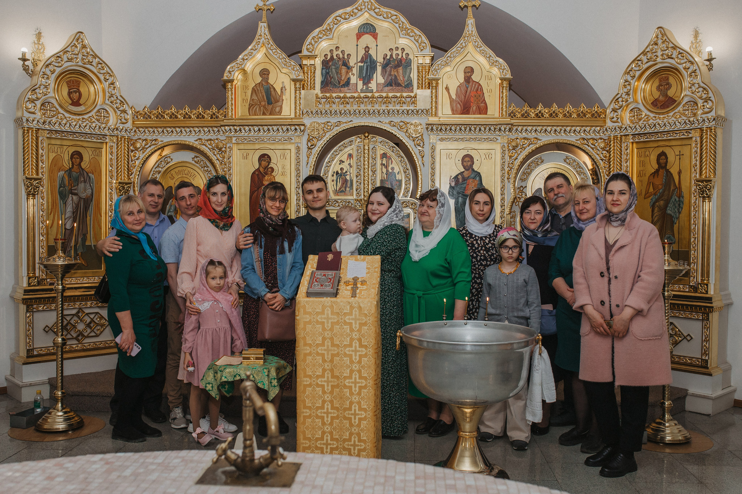 Крещение Матвей. Семейный и домашний фотограф в Москве и МО Королева Валерия