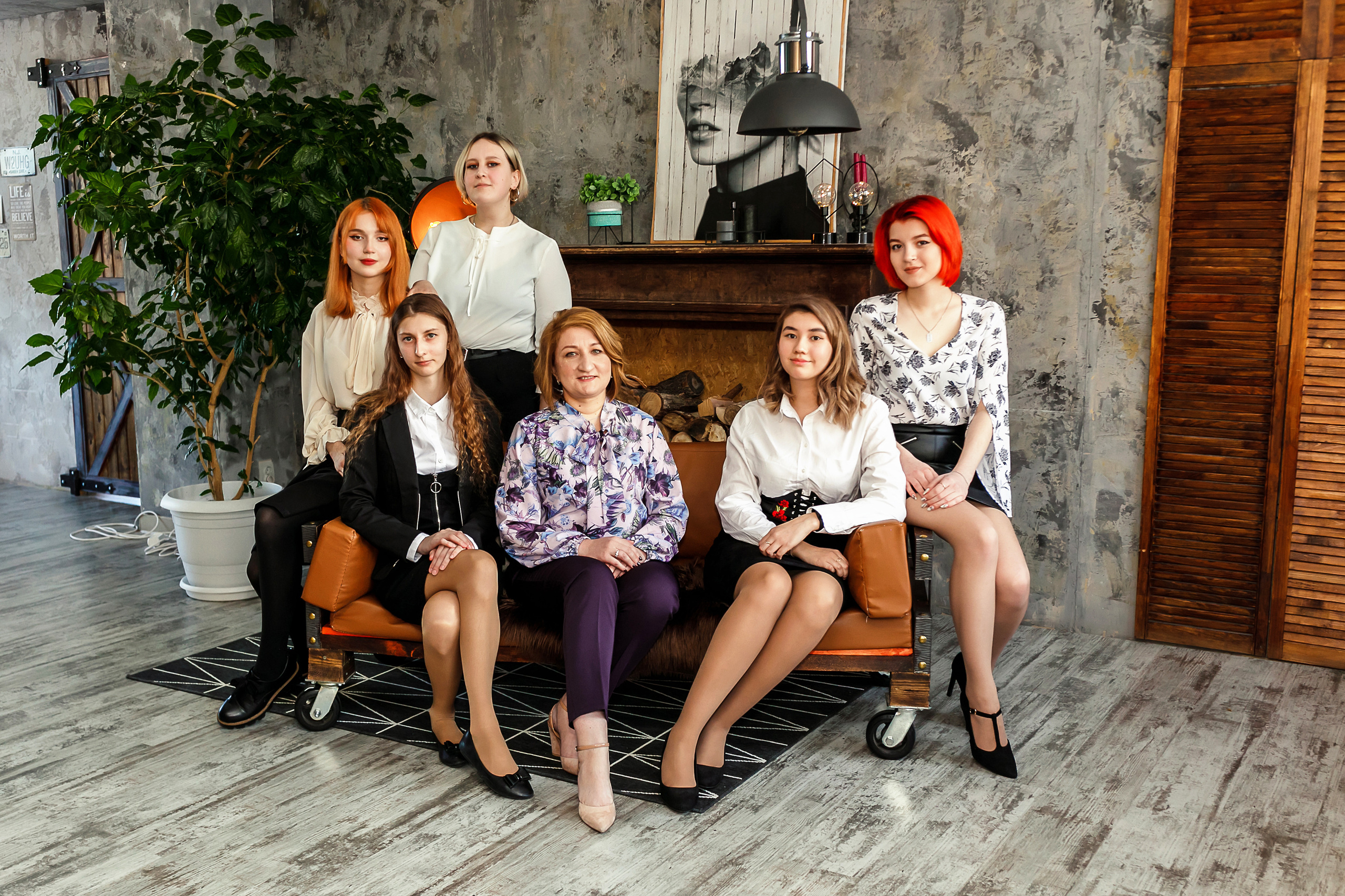 Выпускной альбом для 9-11 классов. Свадебный и семейный фотограф в Оренбурге Ильяна Тукжанова