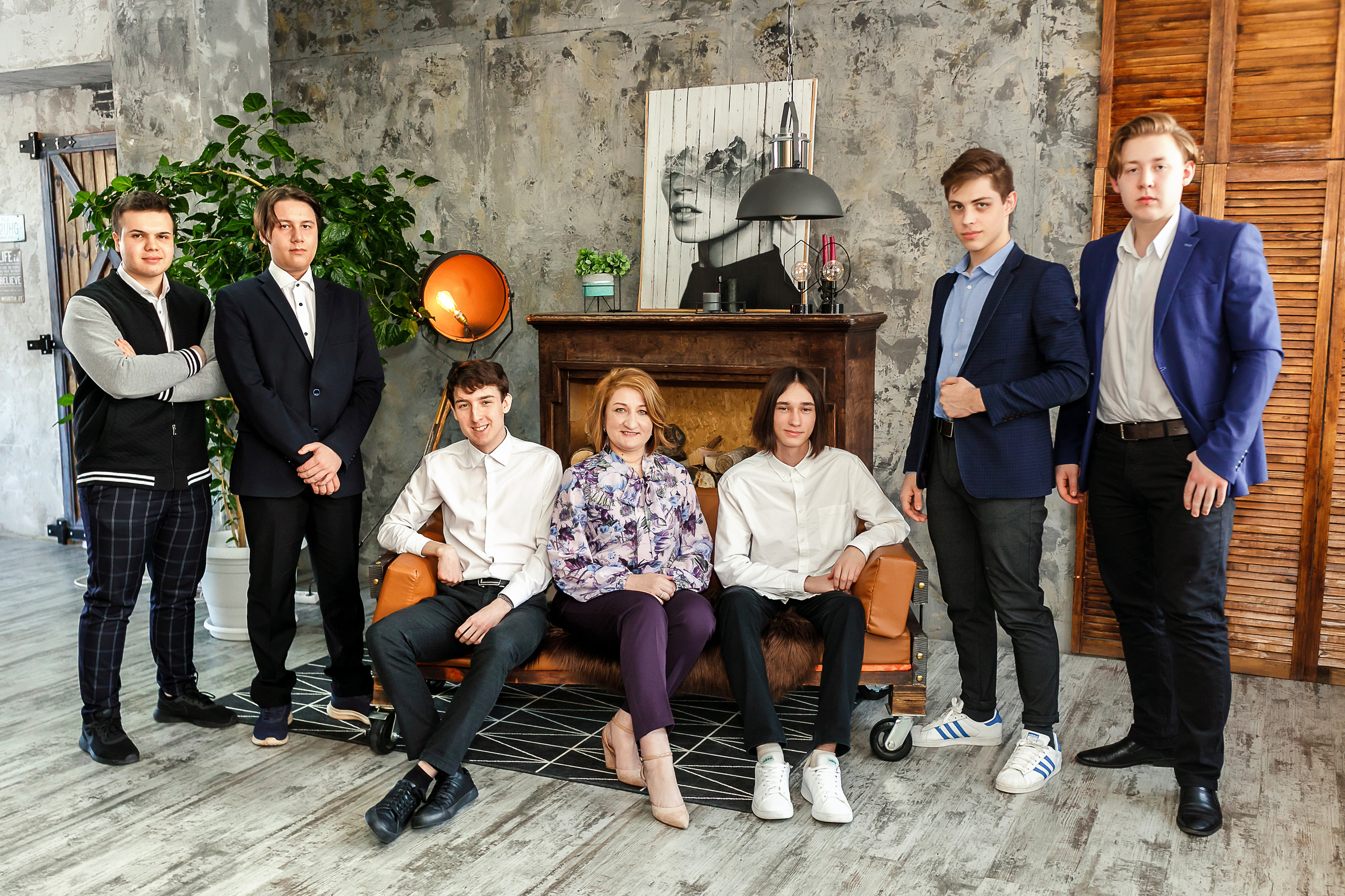 Выпускной альбом для 9-11 классов. Свадебный и семейный фотограф в Оренбурге Ильяна Тукжанова