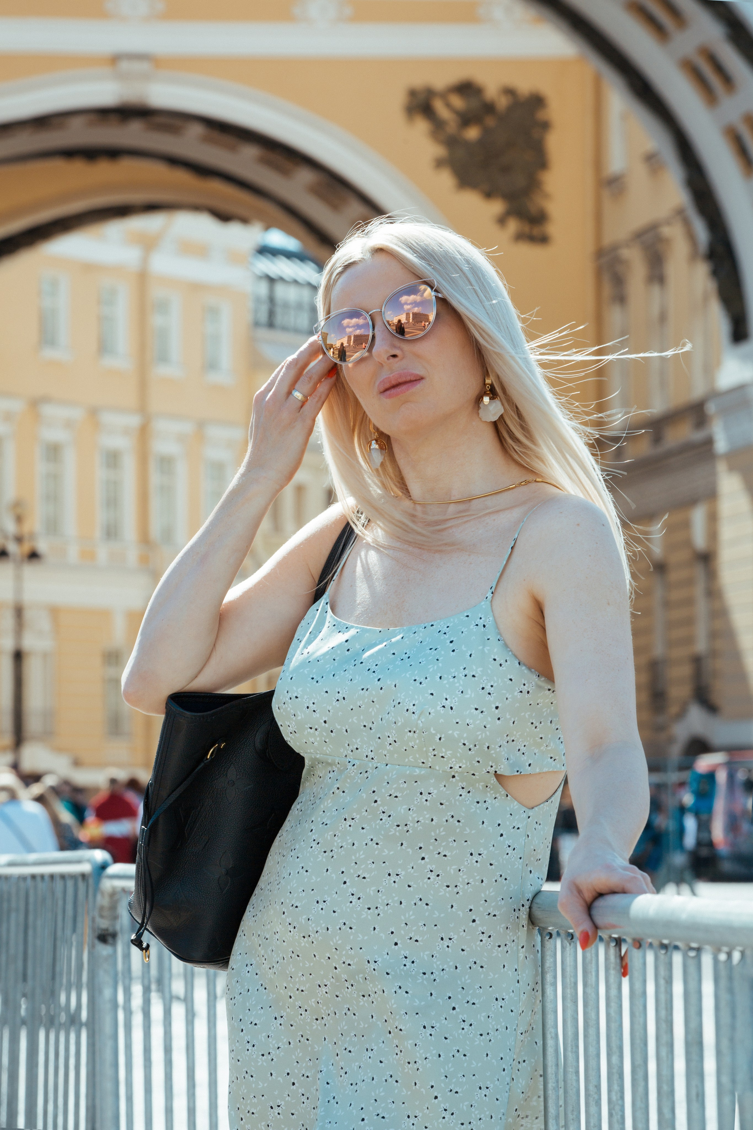 ФОТОПРОГУЛКИ ПО САНКТ-ПЕТЕРБУРГУ. Фотосессии в Санкт-Петербурге СО СКИДКОЙ ДО -50%!