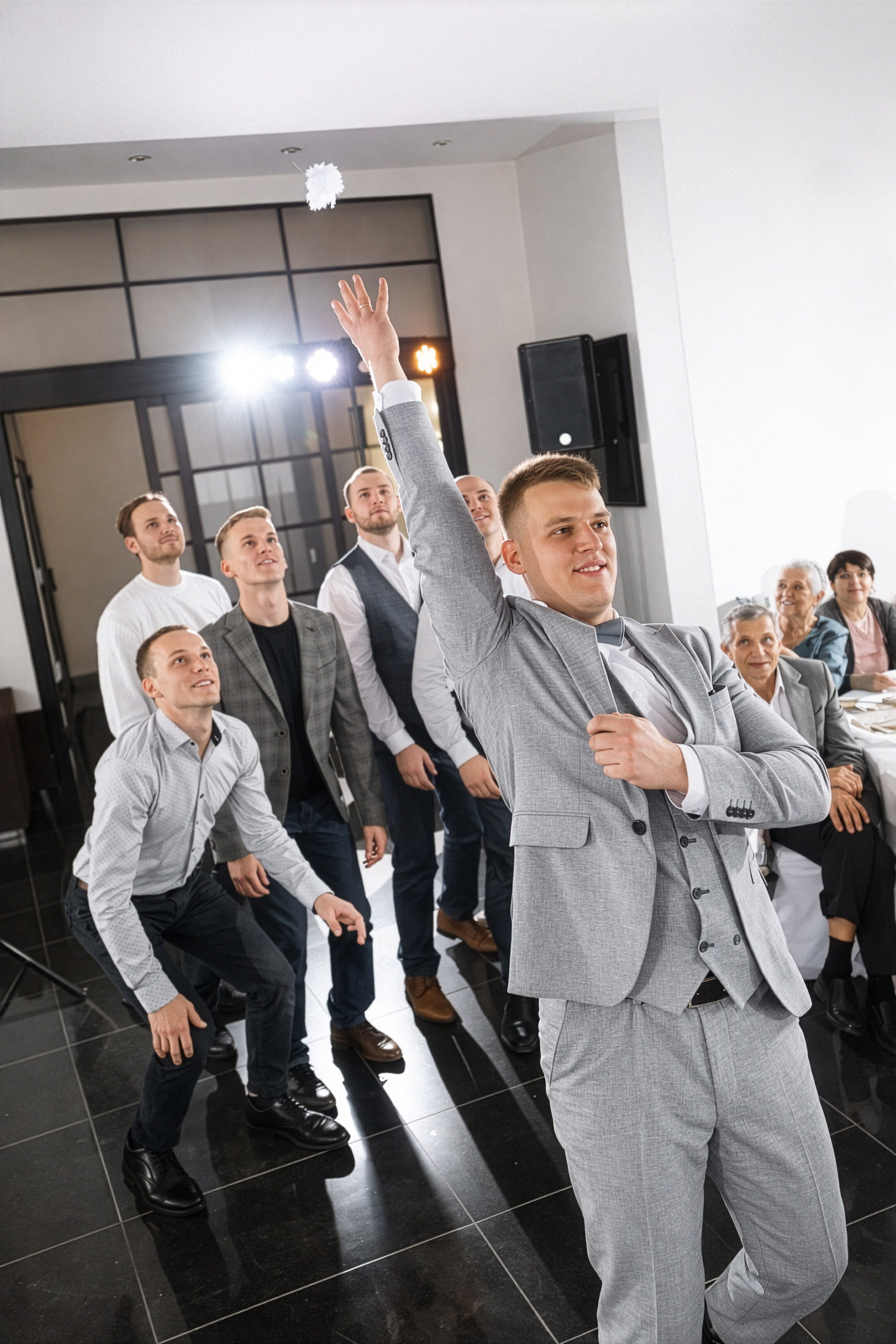 Свадебный фотограф в Екатеринбурге — Дмитрий и Анна в отеле Novotel. Фотограф Дмитрий Судаков — Свадебная и репортажная съемка в Екатеринбурге и Москве