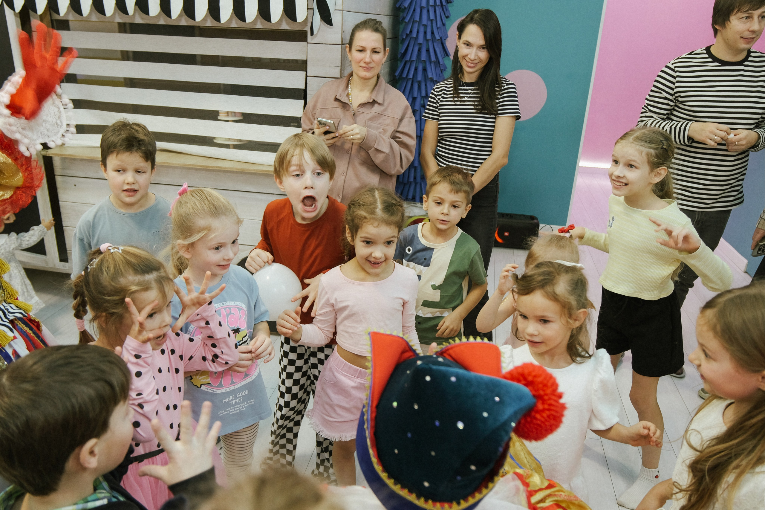 Дети, сады, школы. Фотограф и видеограф в Москве Полина Абраменкова