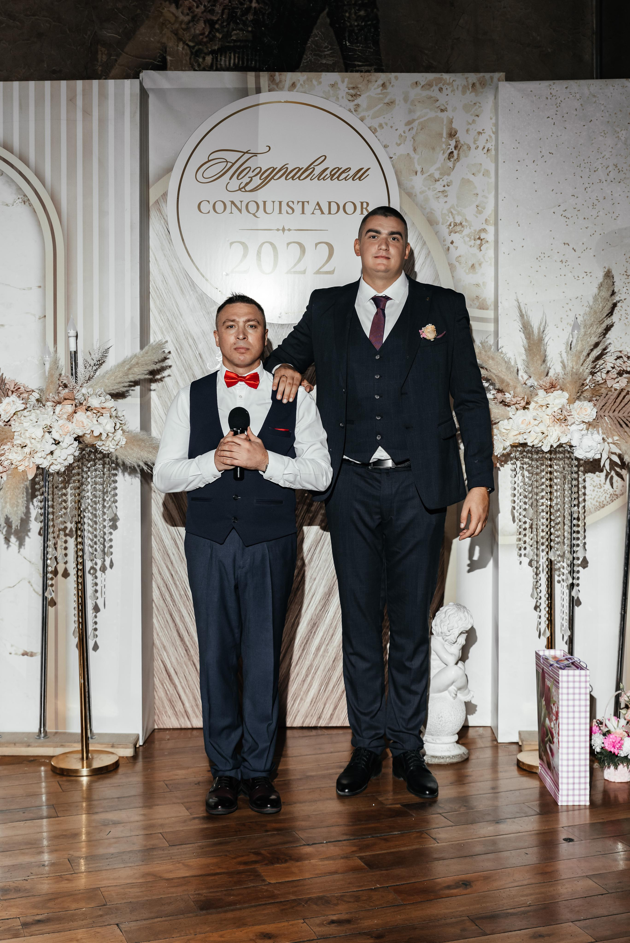 Плясала даже люстра :). Свадебный фотограф Москва — Юлия Фоменко — профессиональный фотограф