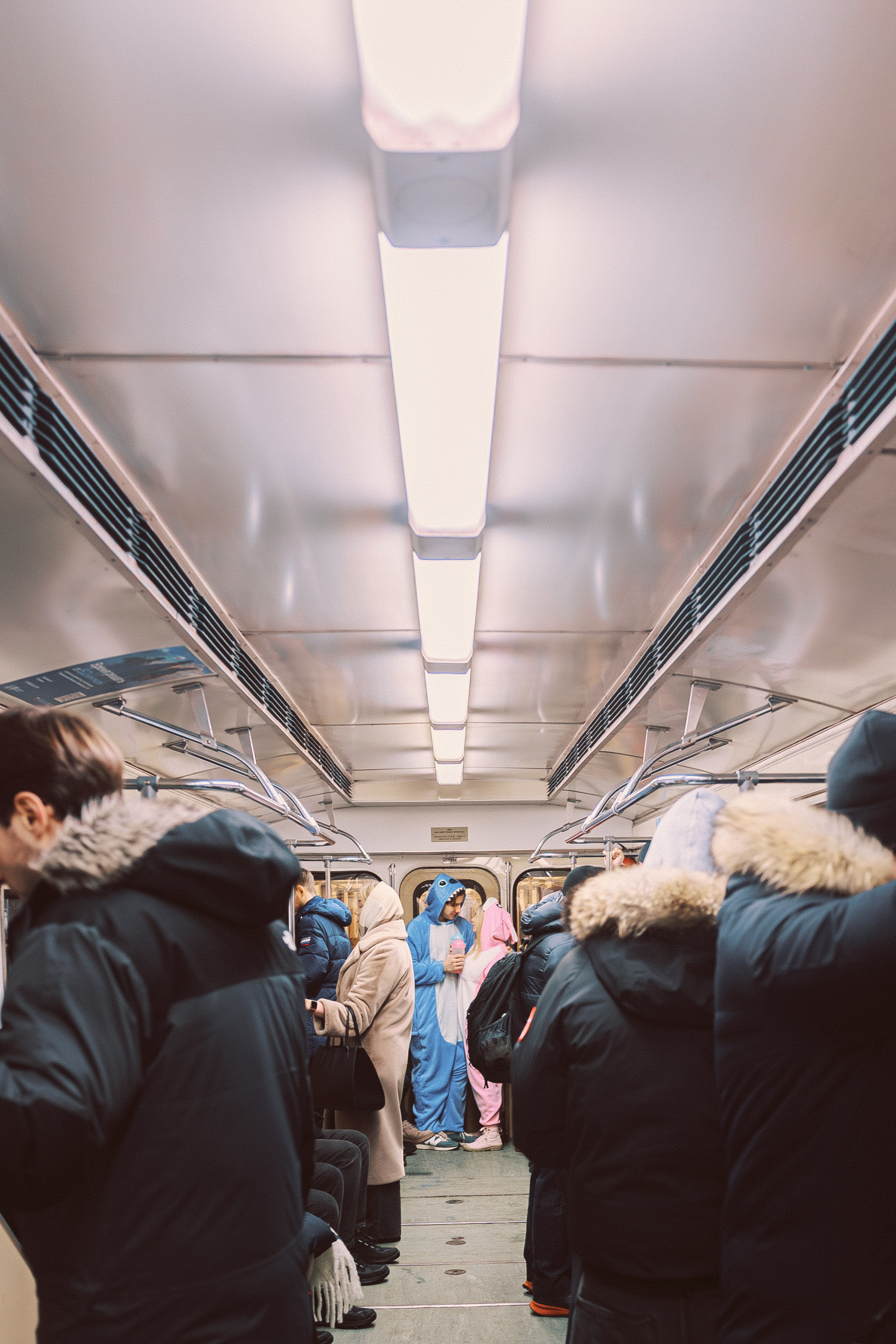 Кигуруми в метро. Фотограф Москва — Павел Михайлов