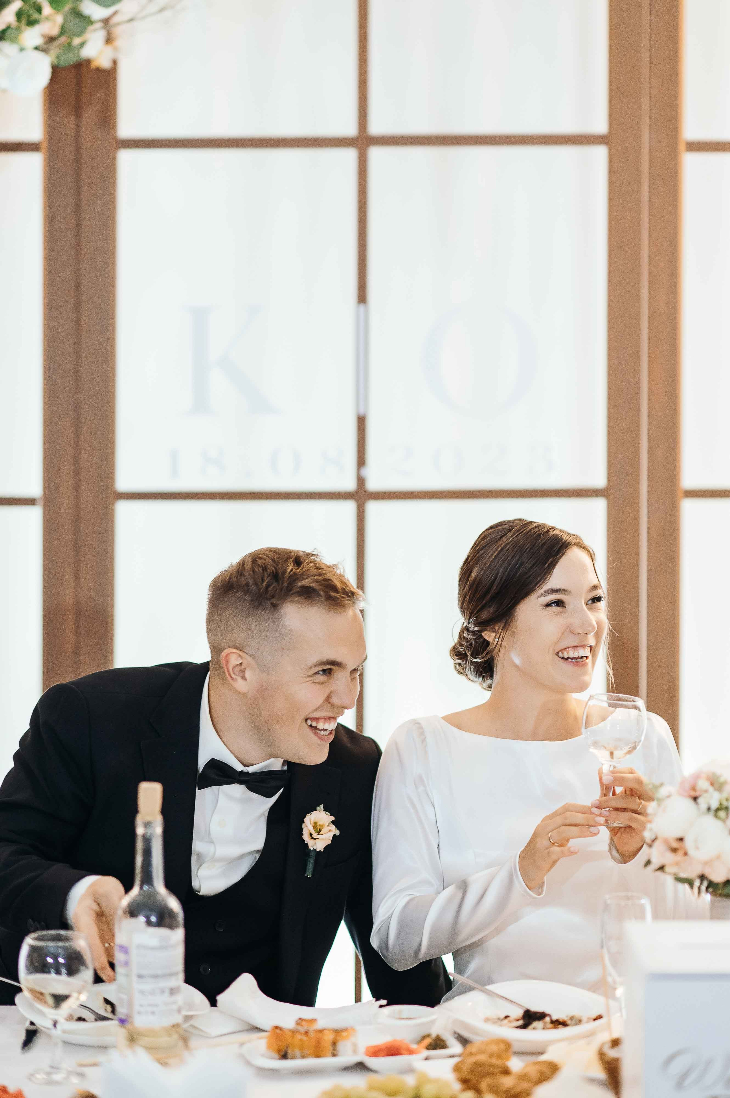 Совместные сборы в отеле. Свадебный и семейный фотограф в Котласе Никита Попов