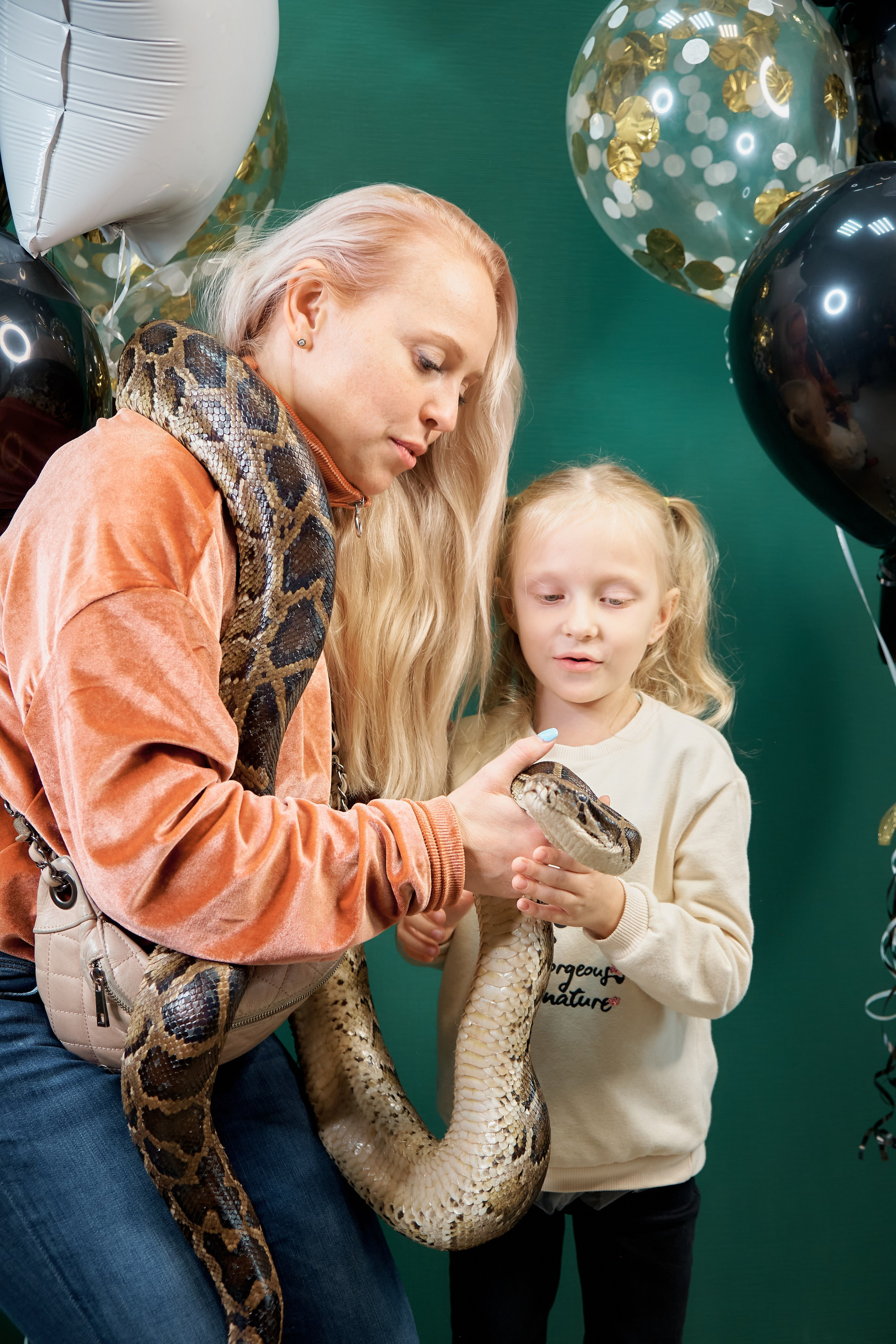 Открытие салона красоты. Фотограф в Екатеринбурге Наталия Нарышкина, бизнес контент, танец