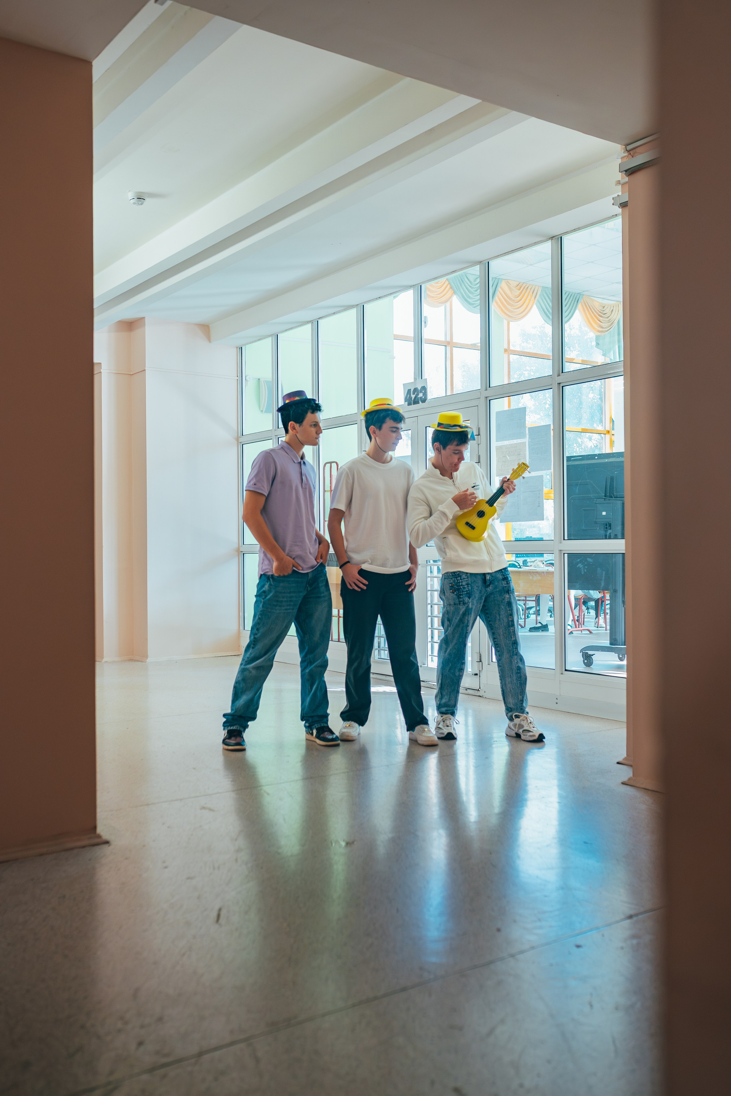 10 класс. Школьные альбомы и альбомы для детского сада. Юлия Осипова. Москва