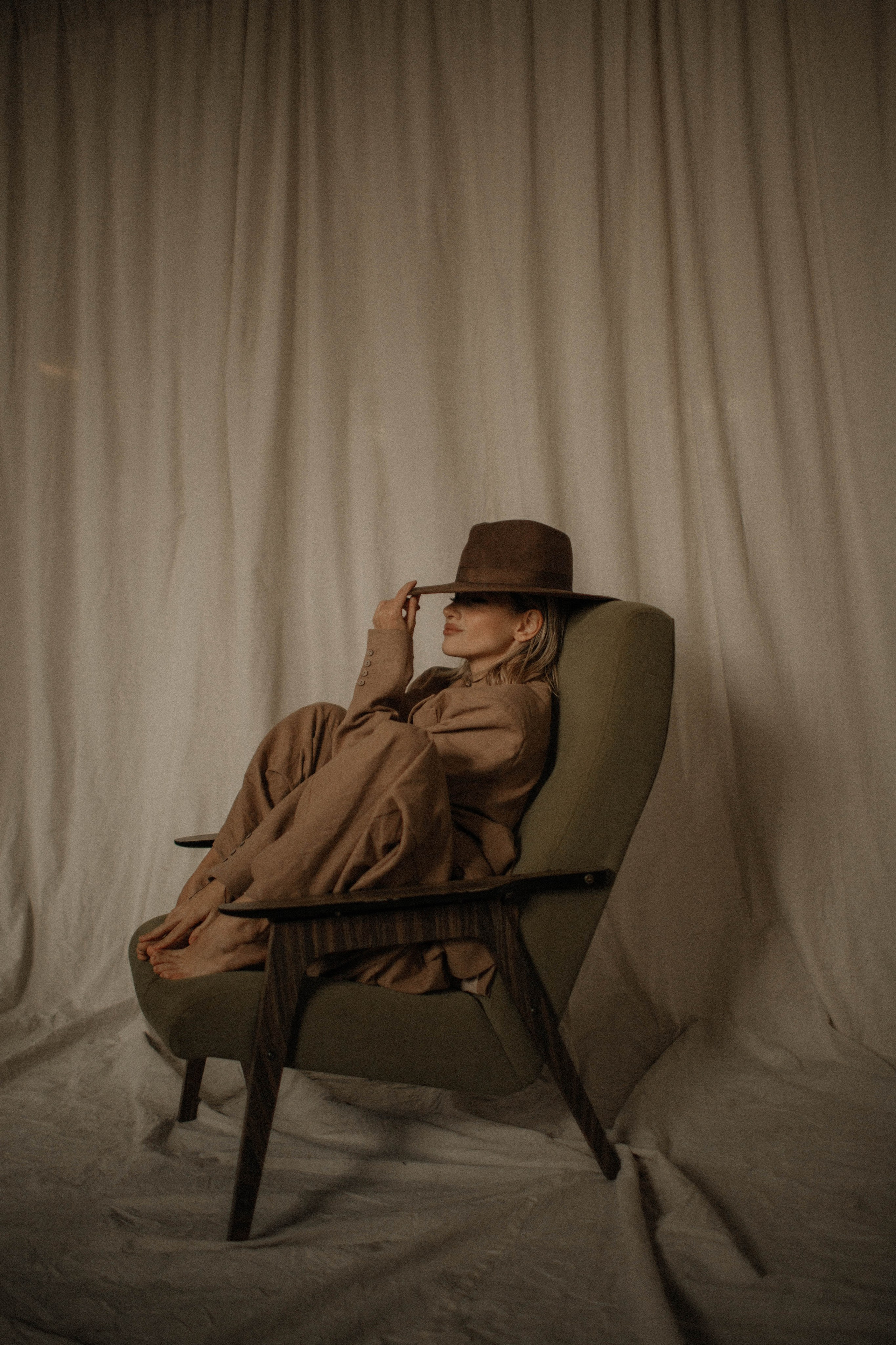 Ли. ГЛАВНАЯ