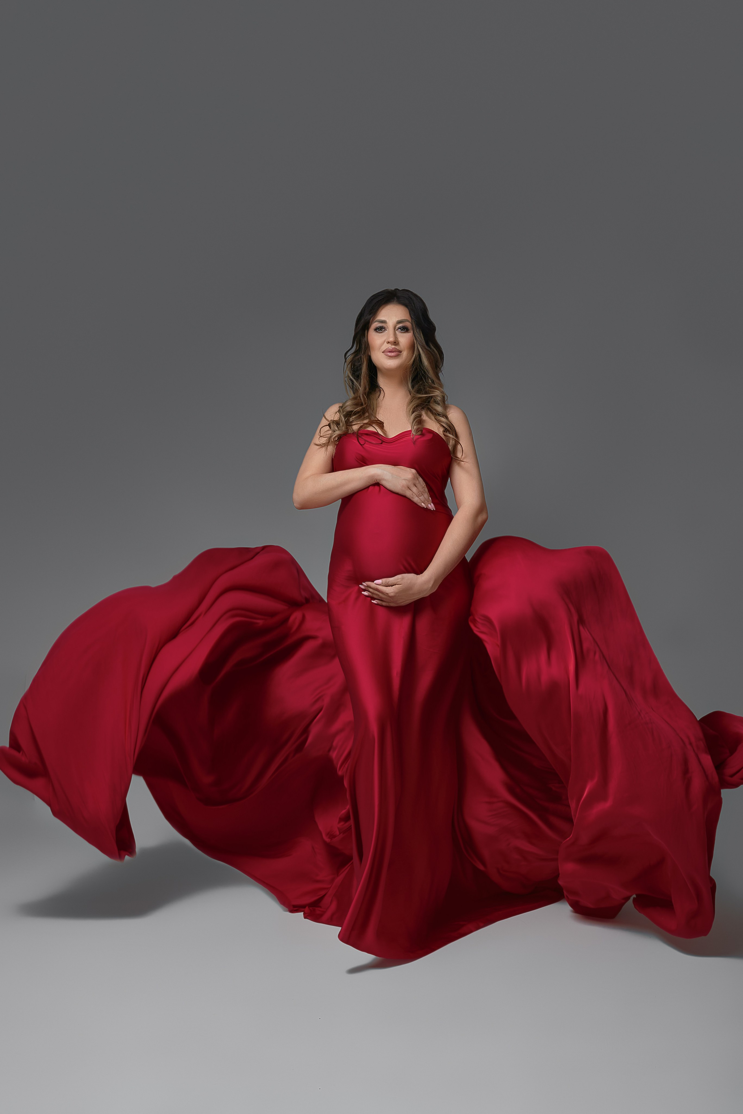 Фотосессия беременности минимализм. Фотограф беременности и новорожденных в Рязани